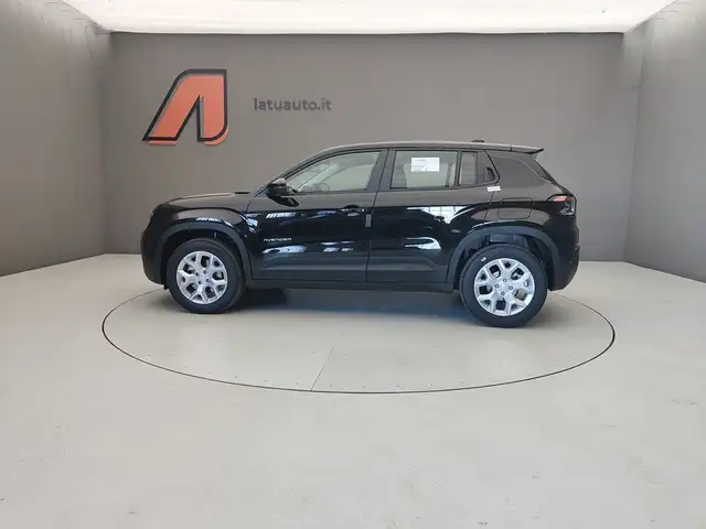 Jeep Avenger view 4