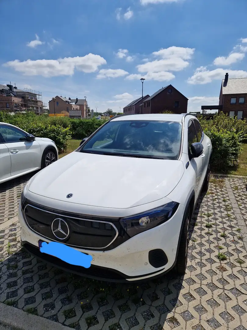 Mercedes-Benz EQA 250 Wit - 1