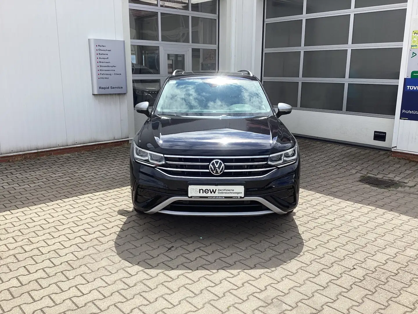Volkswagen Tiguan Allspace Elegance 4Motion 2.0 TDI NAVI Schwarz - 2