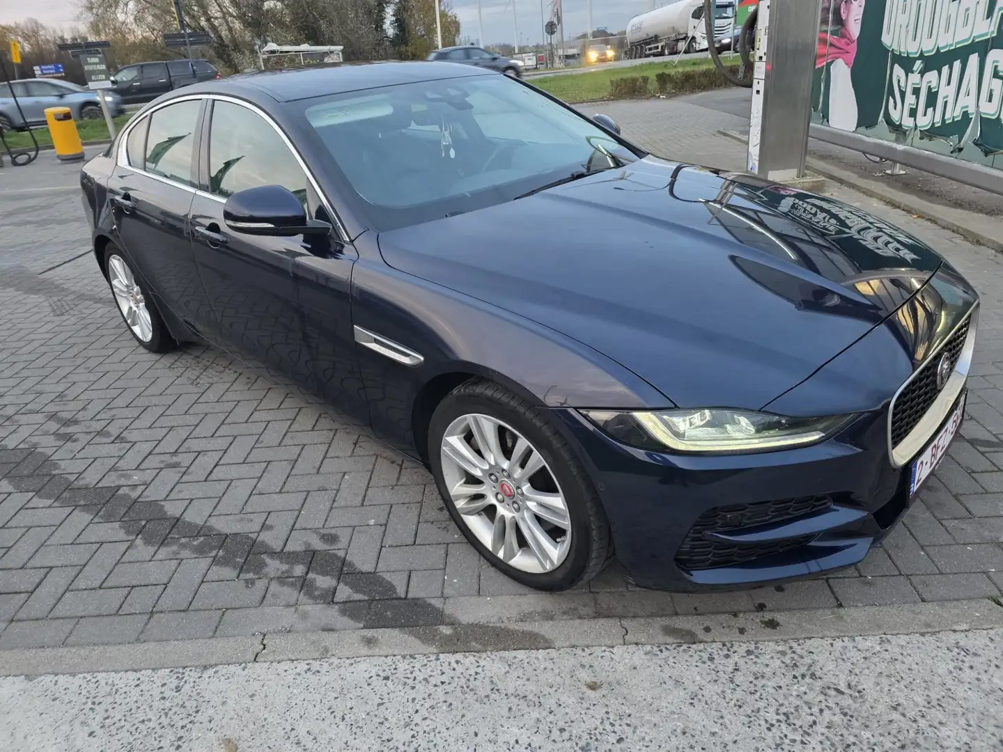 Jaguar XE 2.0 D SE (EU6.2) - 2