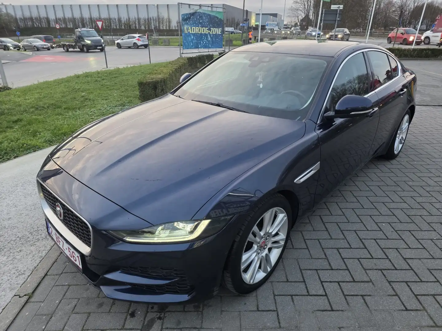 Jaguar XE 2.0 D SE (EU6.2) - 1