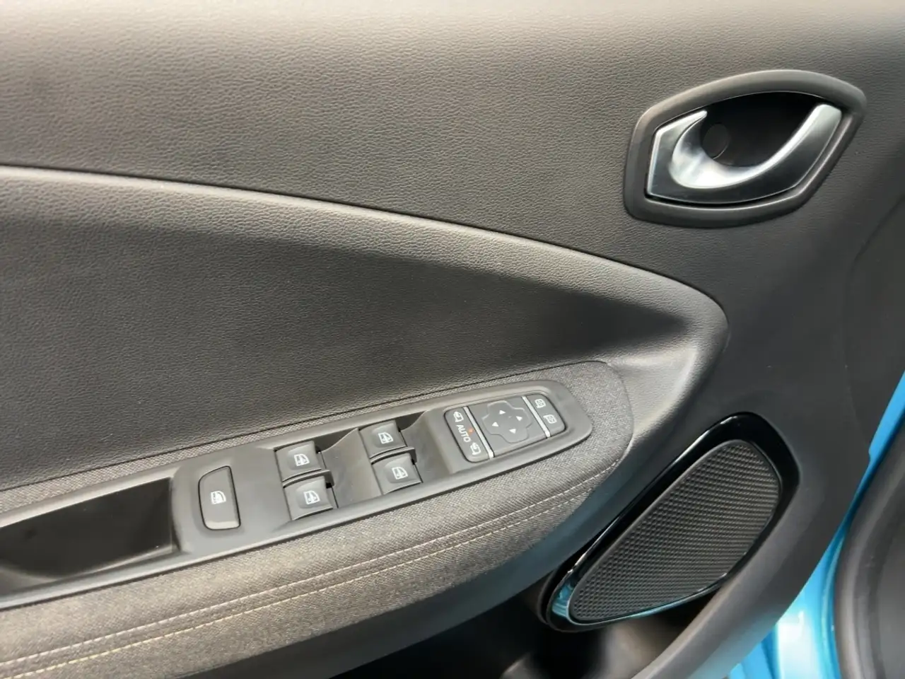 Renault ZOE ICONIC EV50 135hp UPE:41.000,- Inkl.Batterie 17