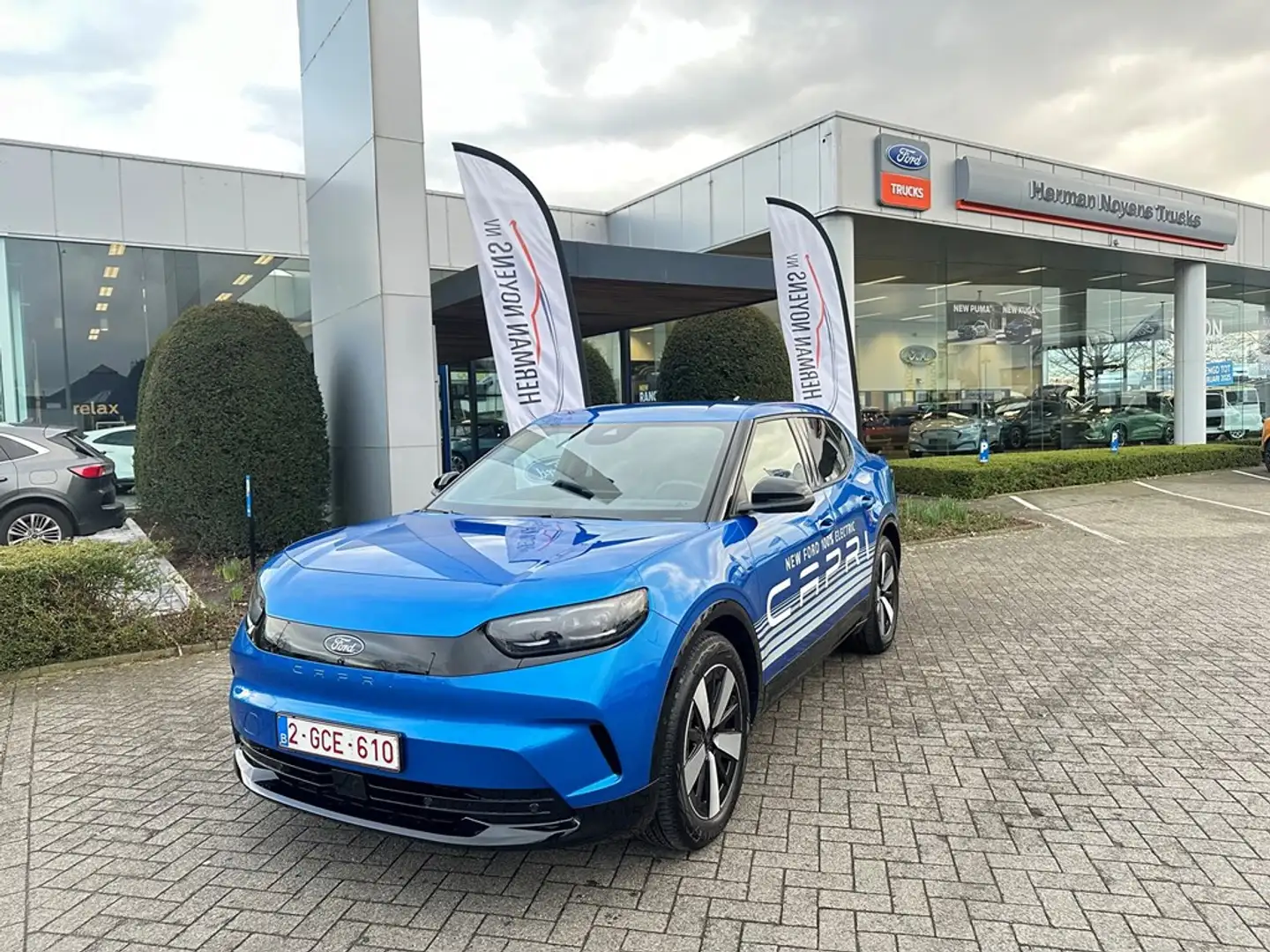 Ford Capri 79KWh Extended range Blauw - 1