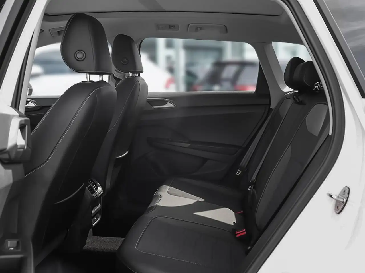 Volkswagen Taos снимка Volkswagen Taos