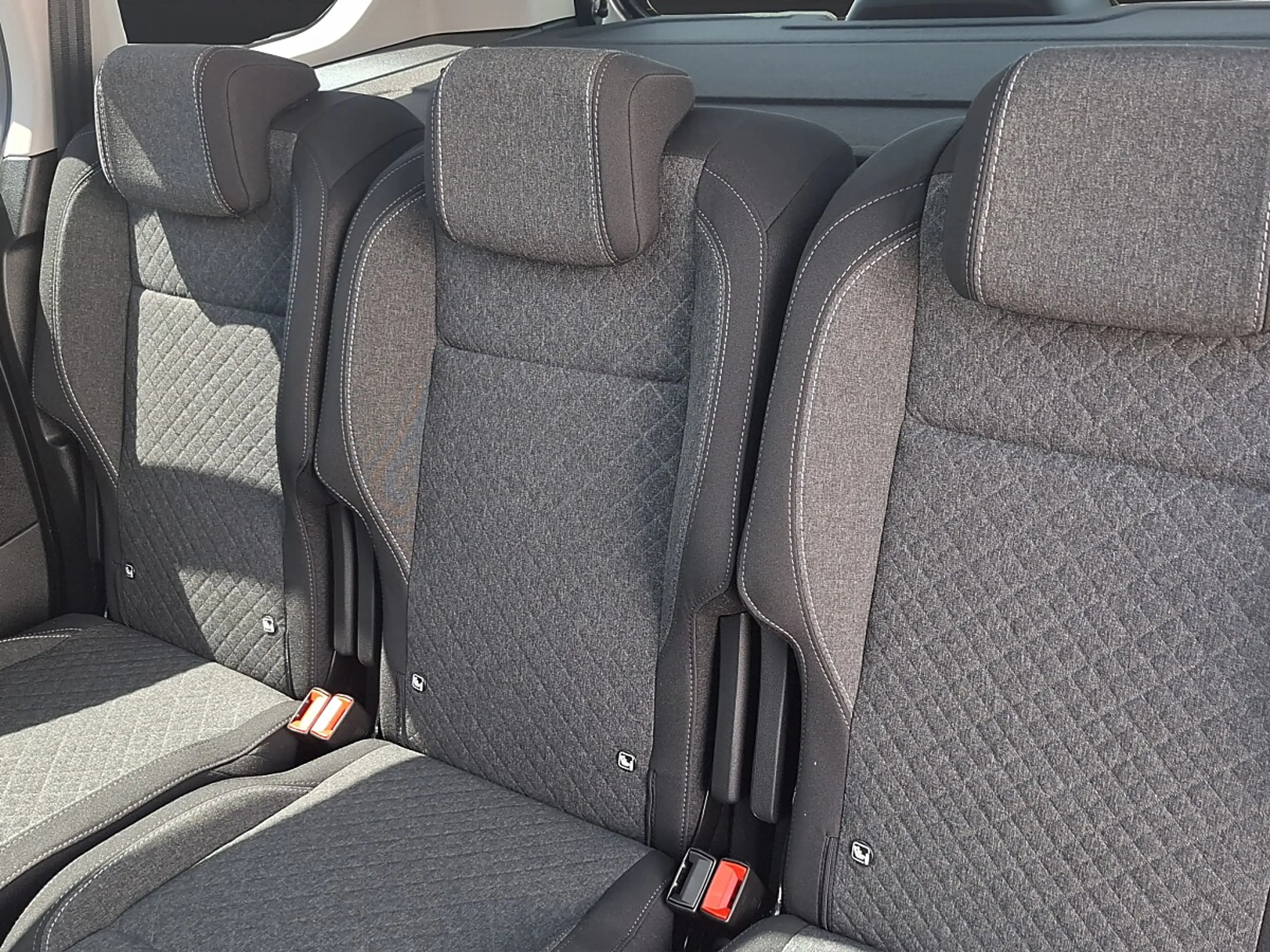 Opel Combo 1.5 Diesel L GS Aut. — photo 11