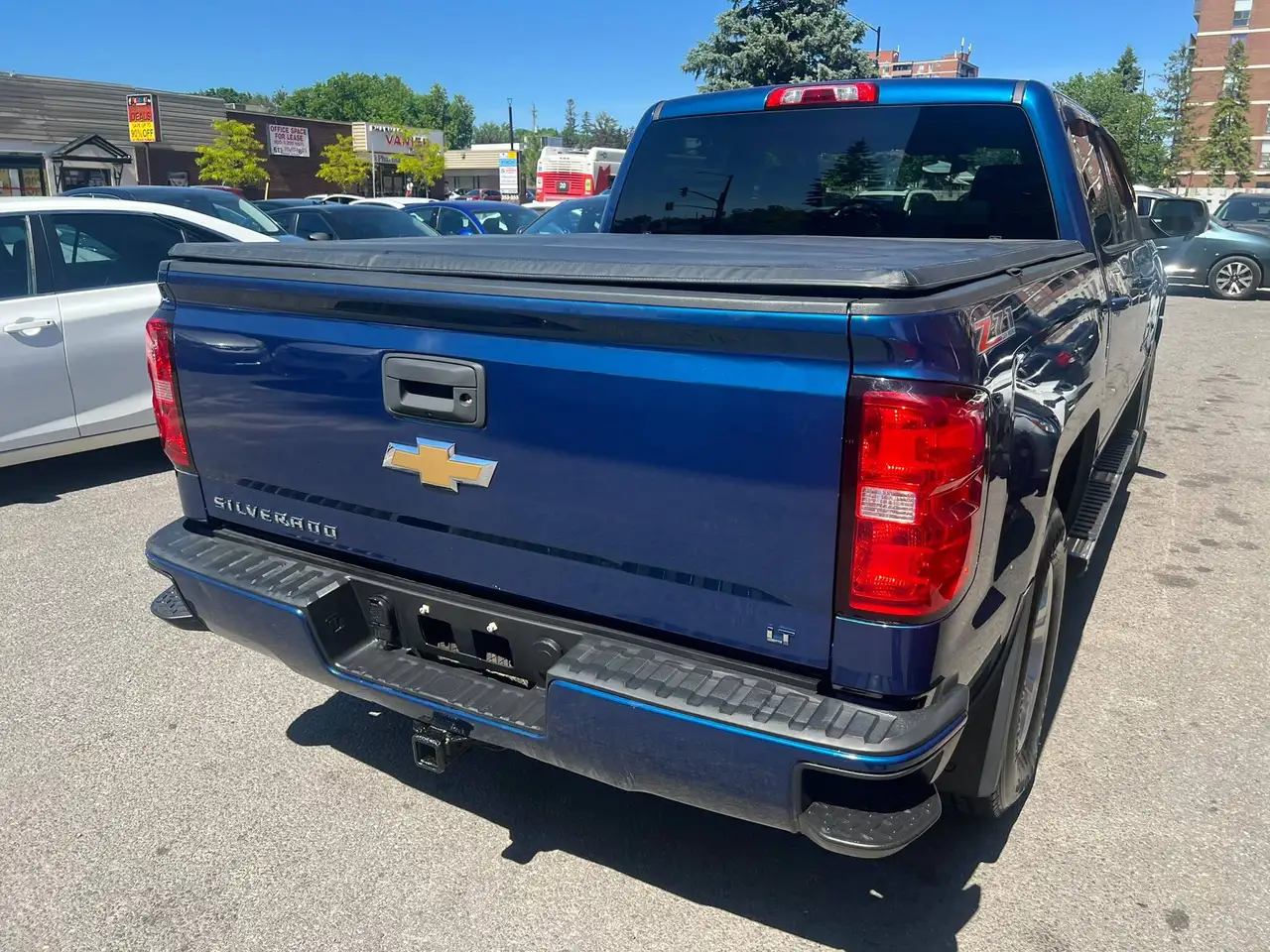 Chevrolet Silverado 1500 photo Chevrolet Silverado 1500