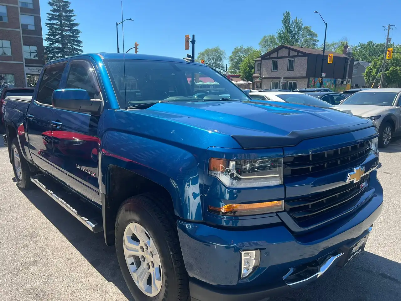 Chevrolet Silverado 1500 photo Chevrolet Silverado 1500