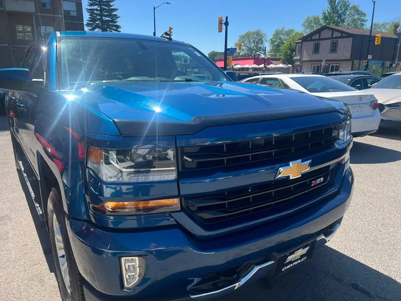 Chevrolet Silverado 1500 photo Chevrolet Silverado 1500