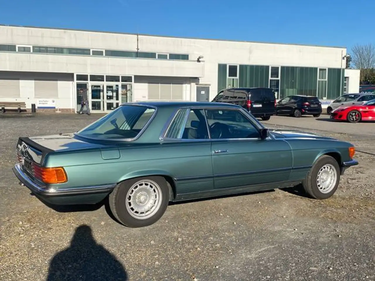 Mercedes-Benz 500 SLC Petrol/Leder Schwarz/ Vollrestauriert, foto 6