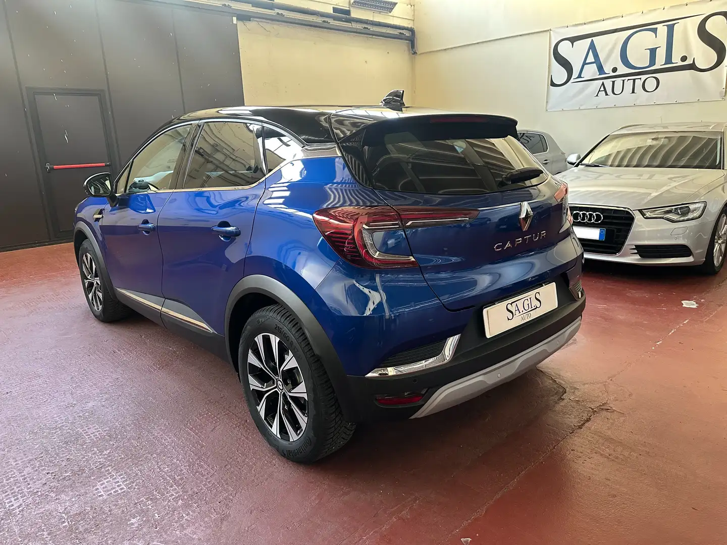 Renault Captur 1.0 tce Techno 90cv Blu/Azzurro - 2