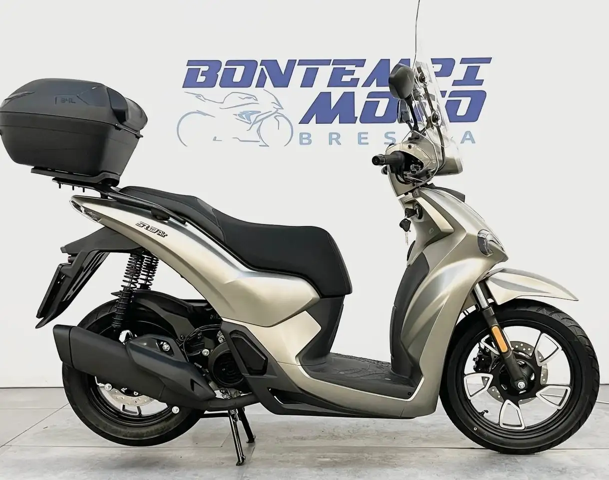 Voge SR16 125