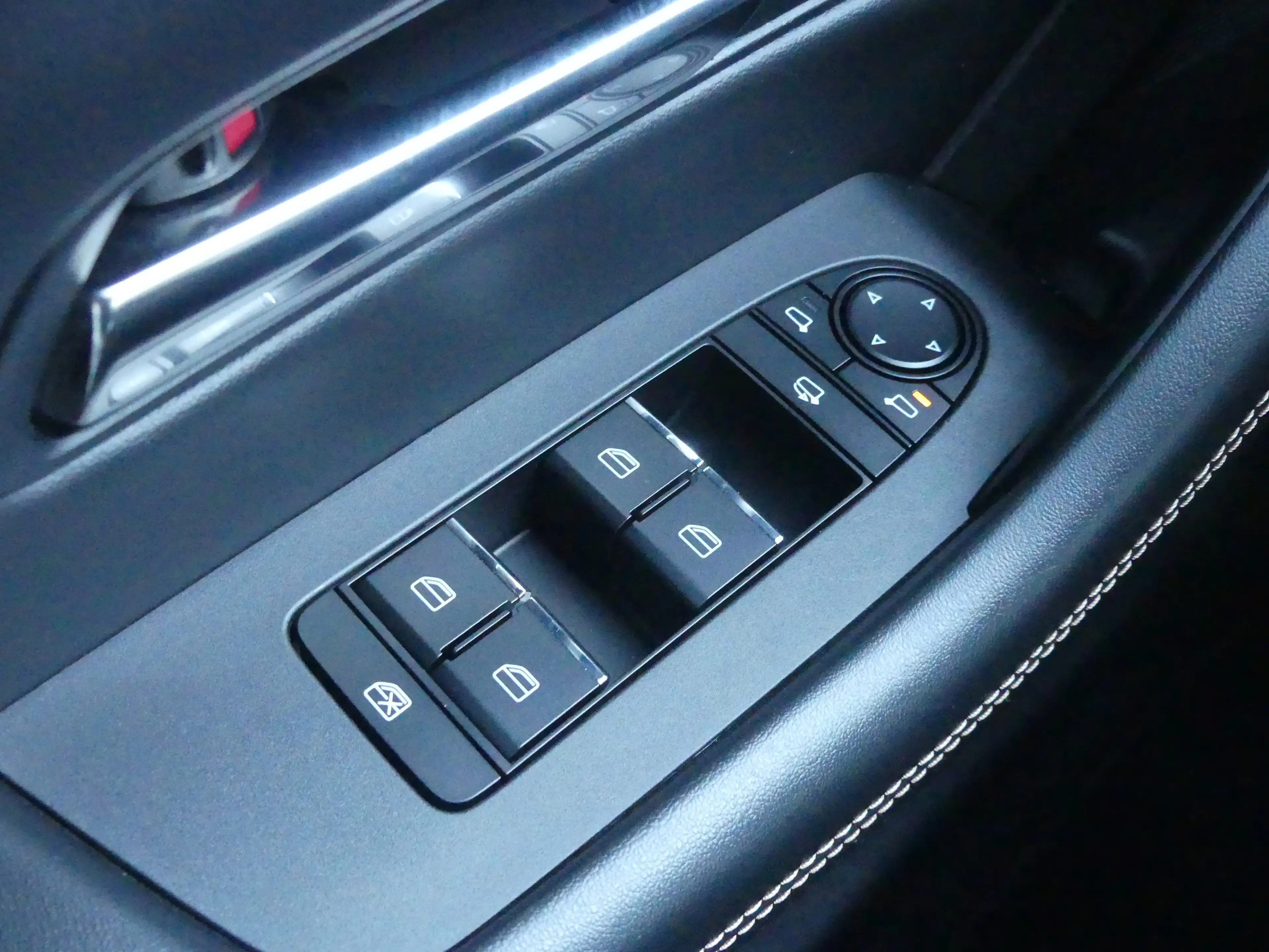 Mazda CX-60 2.5 e-SkyActiv PHEV Homura | TREKHAAK | DODEHOEKDE — photo 31