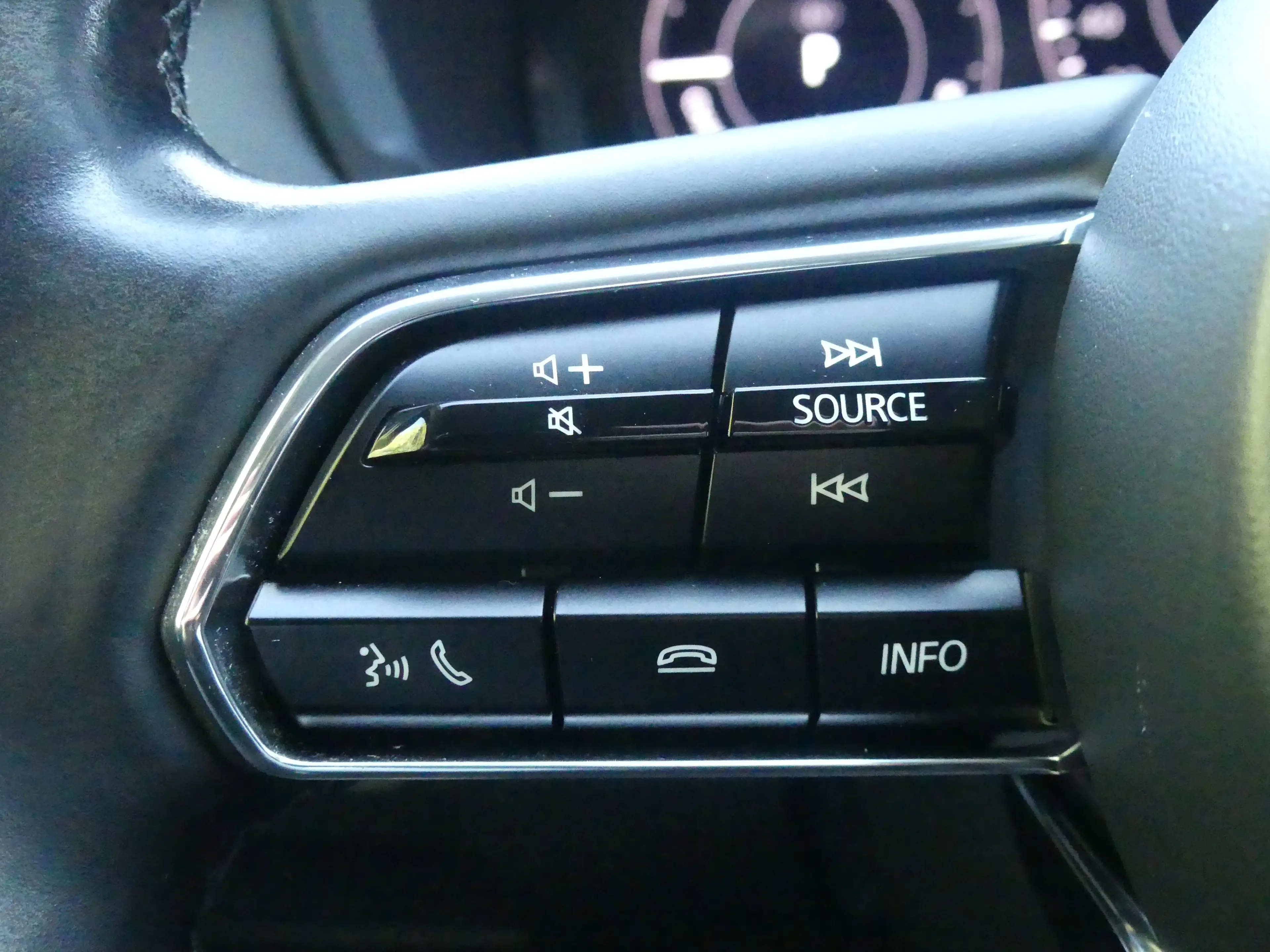 Mazda CX-60 2.5 e-SkyActiv PHEV Homura | TREKHAAK | DODEHOEKDE — photo 17