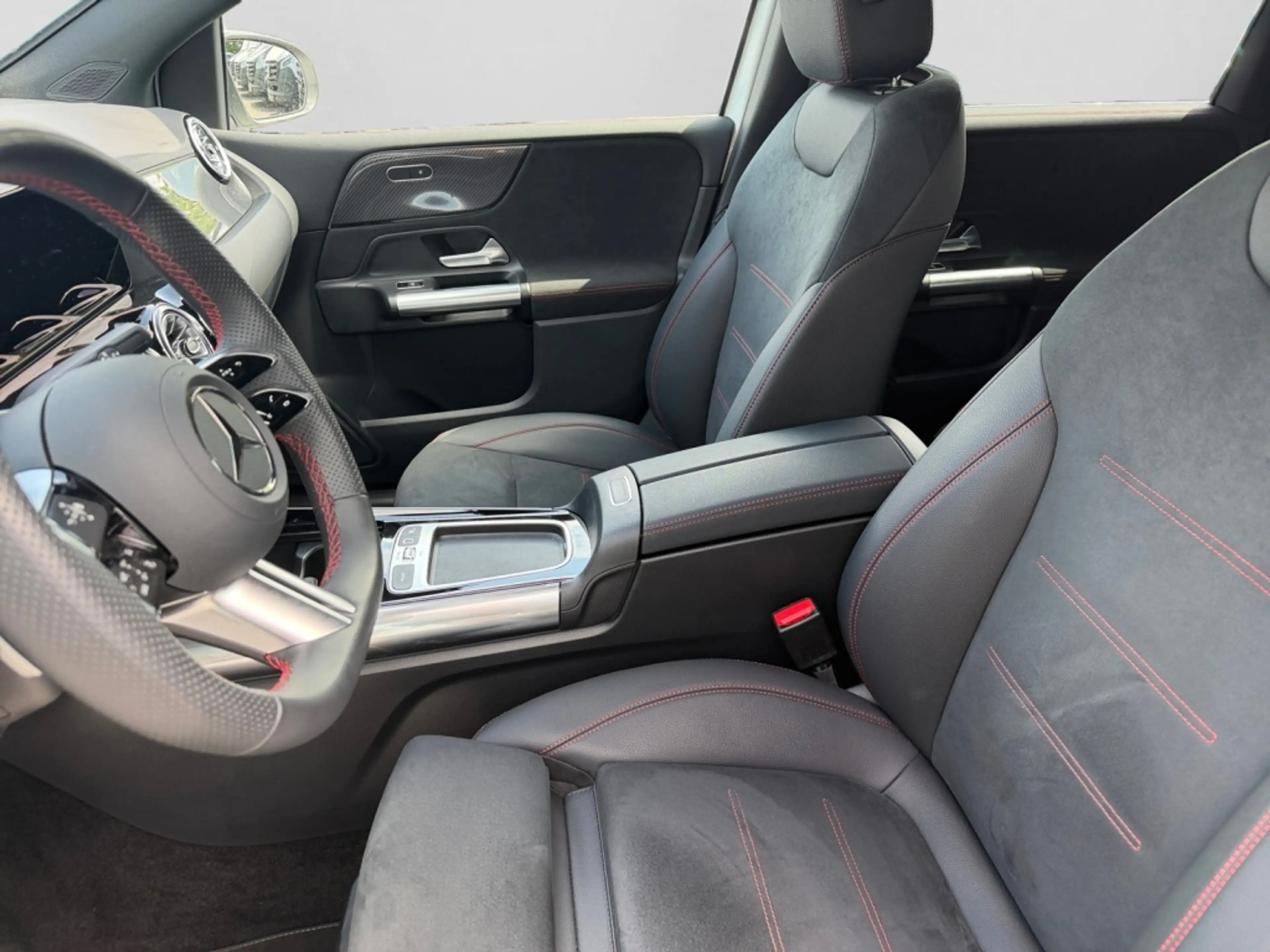 Mercedes-Benz B 250 e AMG|LHZ|LED|NAVI|KAM|TEMP|DAB — photo 9
