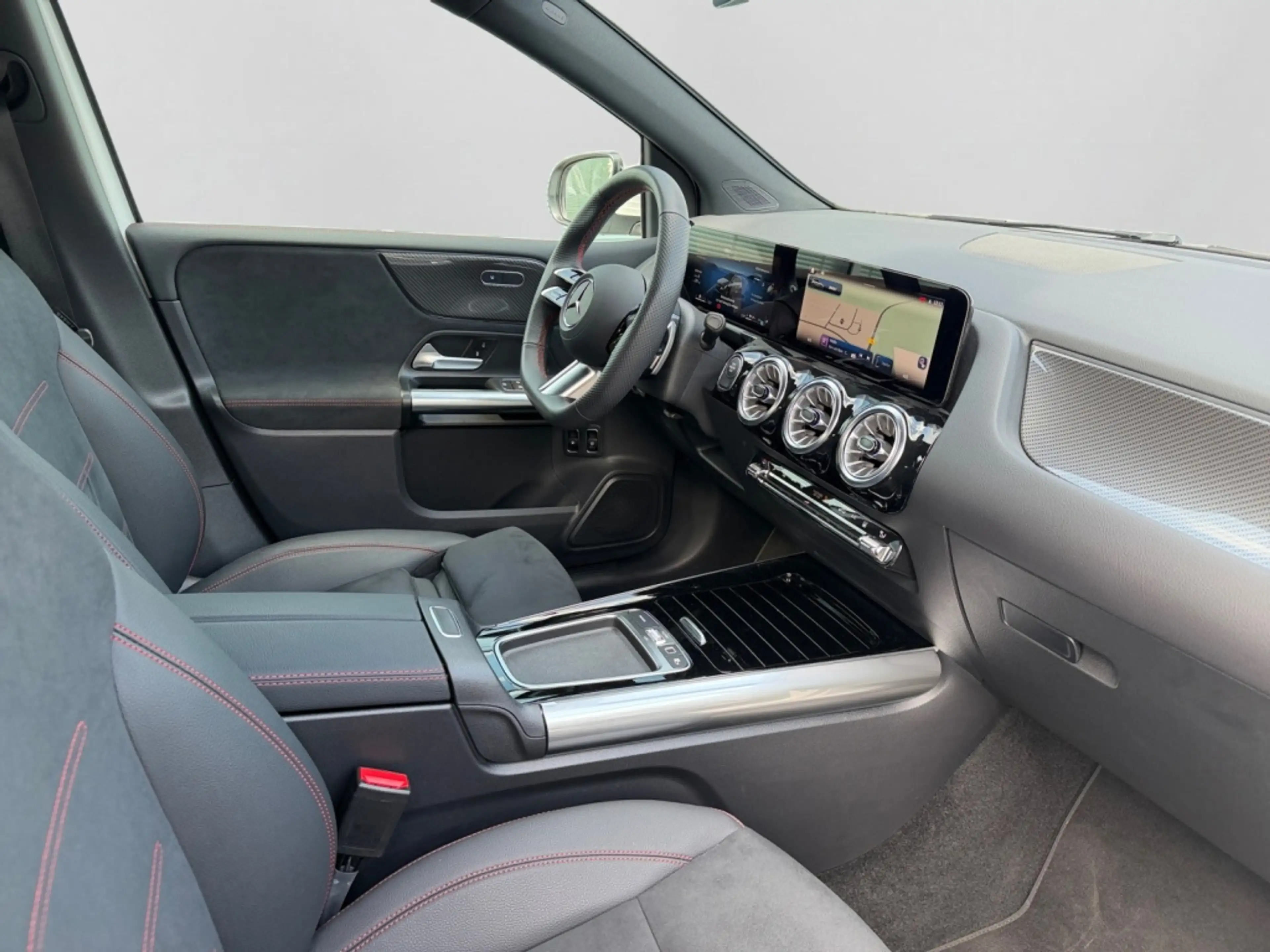 Mercedes-Benz B 250 e AMG|LHZ|LED|NAVI|KAM|TEMP|DAB — photo 15