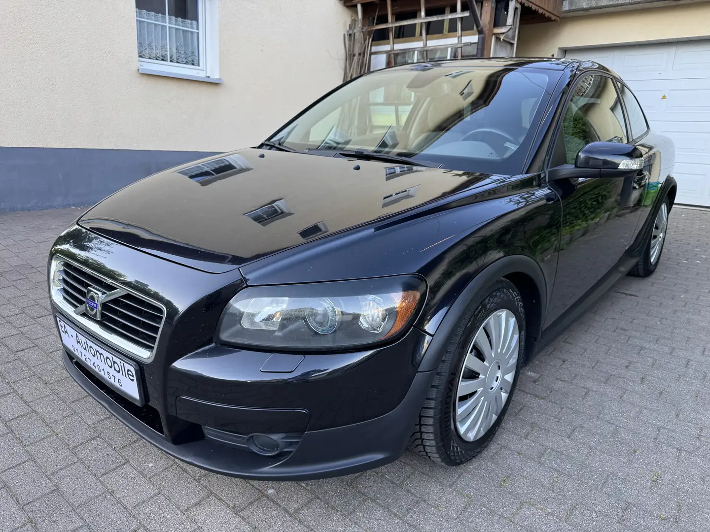 Volvo C30 2.4 i Momentum”Tüv/Au bis 05/2027” Negro - 1