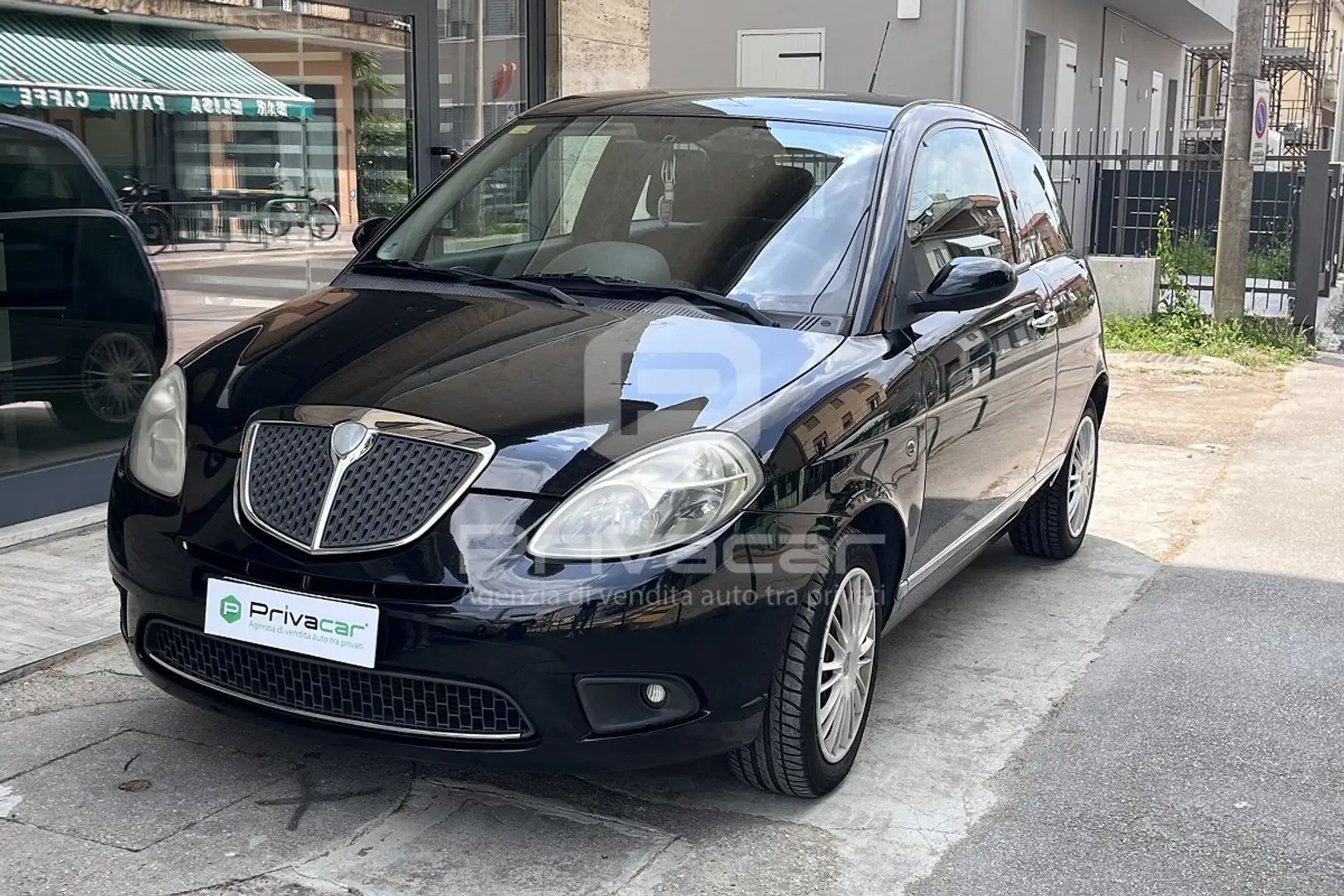Lancia Ypsilon Ypsilon 1.2 Argento Nero - 1