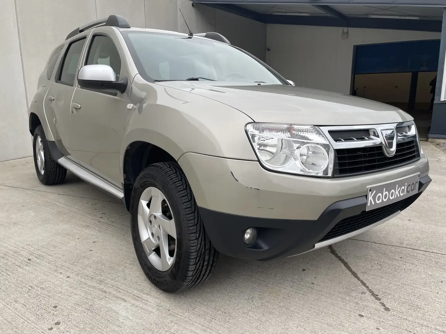 Dacia Duster Duster 1.6i 4x2 Prestige/CUIR/CLIMATISATION/CRUISE Beige - 1