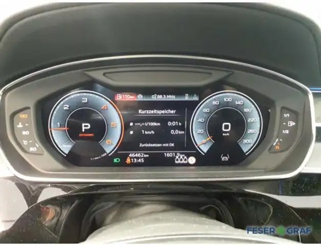 Audi A8 view 7