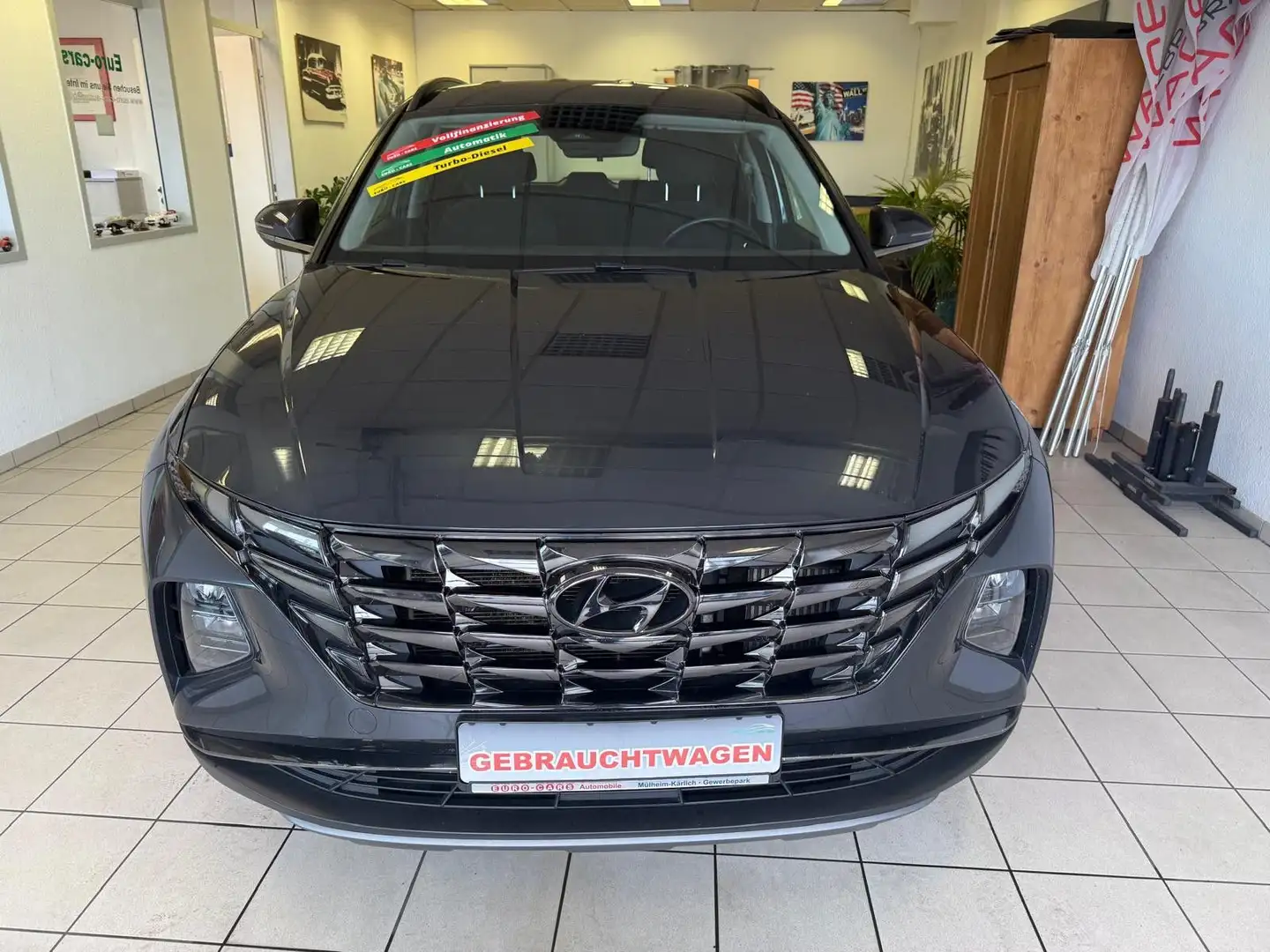 Hyundai TUCSON Select Mild-Hybrid 4WD / AHK / LED / NAVI Grau - 2