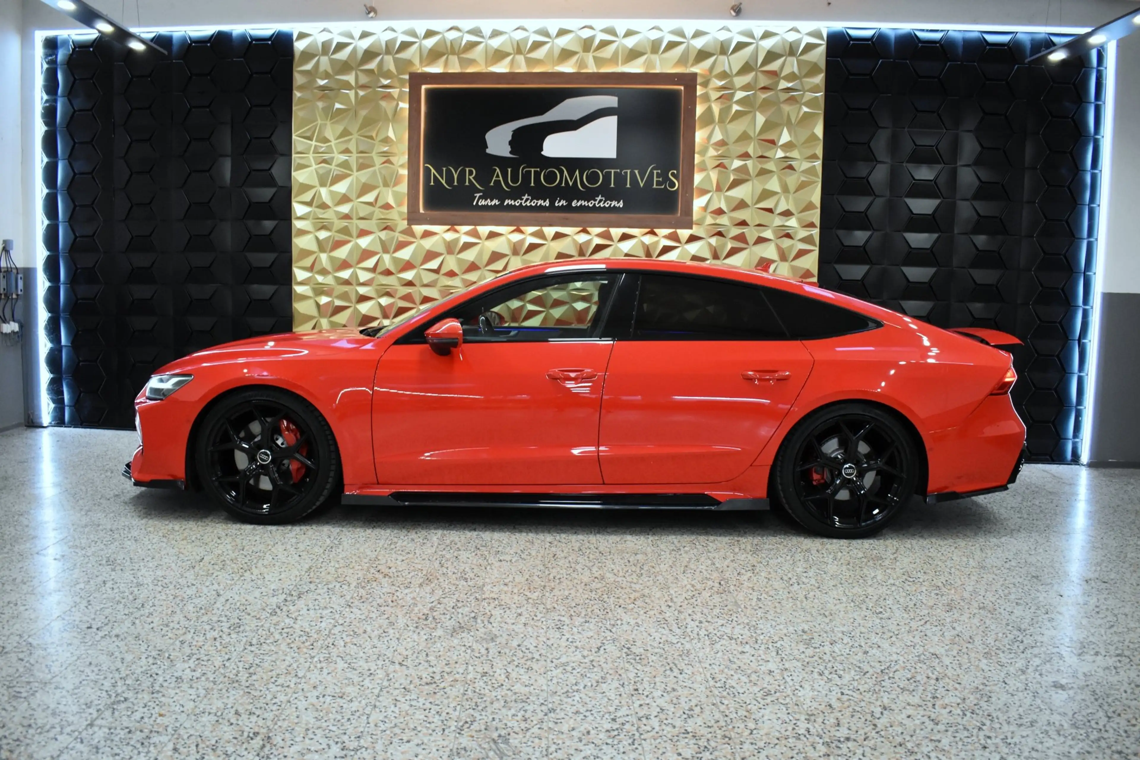 Audi A7 55 TFSI quattro RS7 LOOK, WENIG KM, MATRIX, LUFT — photo 7