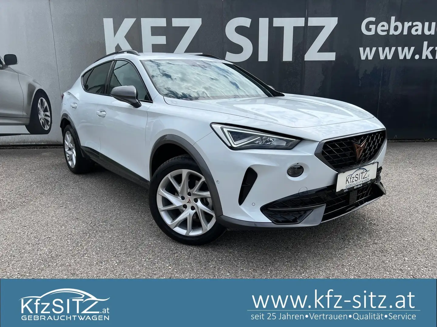 CUPRA Formentor 1,5 TSI DSG | NP: €45.000 Weiß - 1