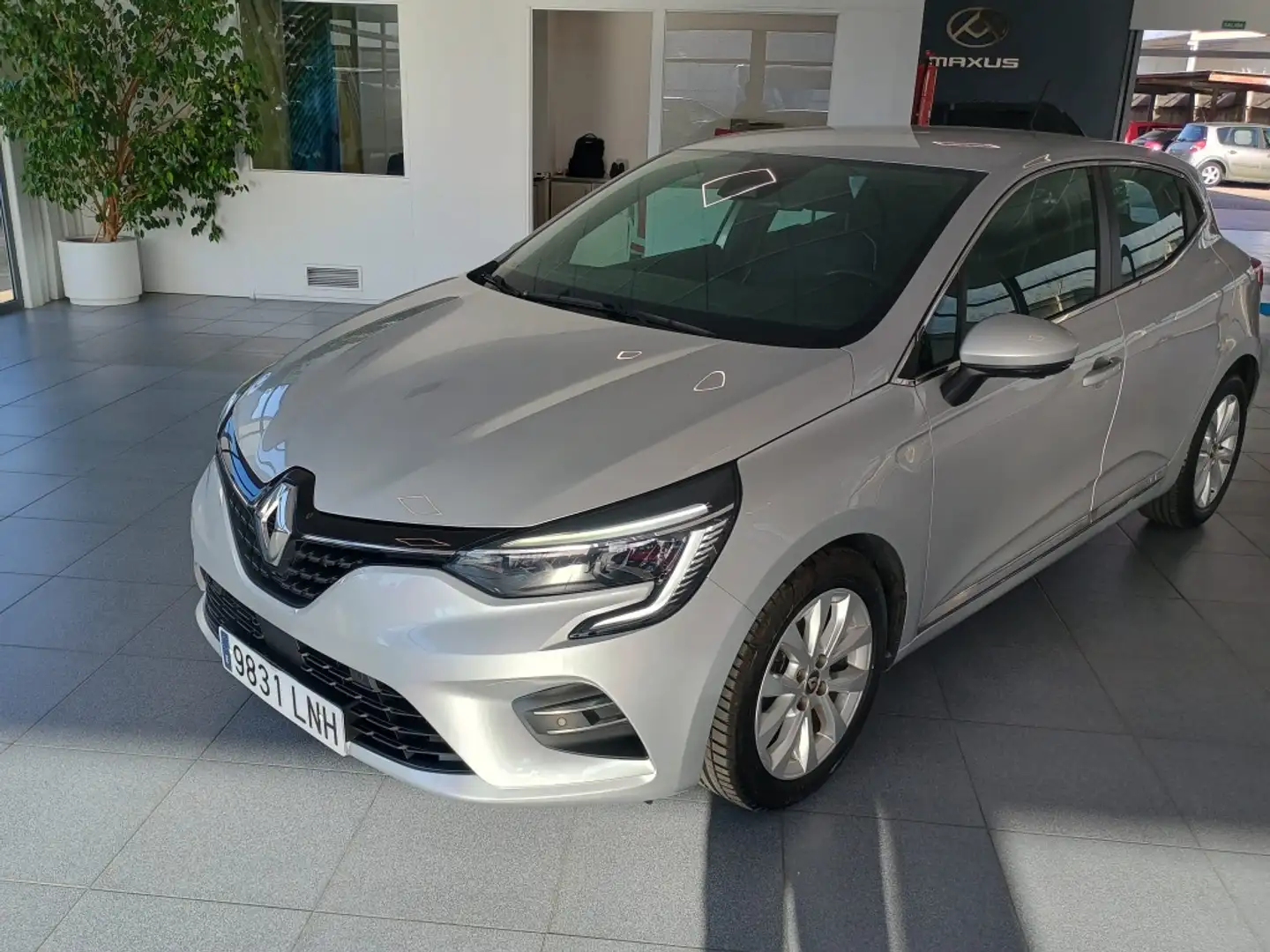 Renault Clio TCe Zen 67kW Grijs - 1