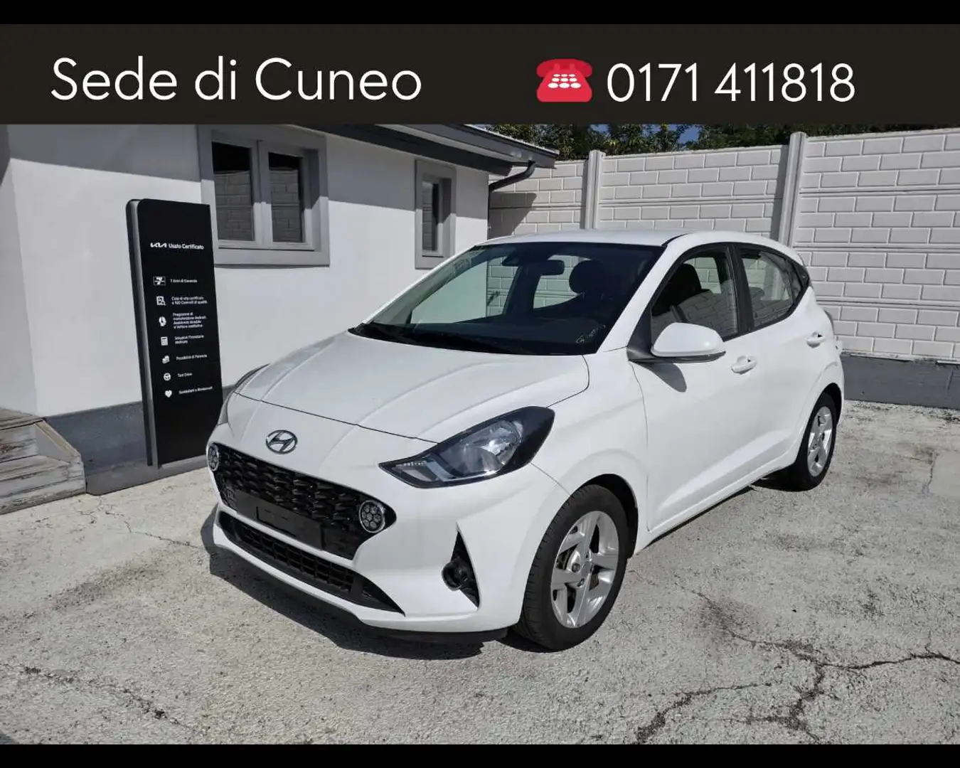 Hyundai i10 1.0 MPI Tech Blanco - 1