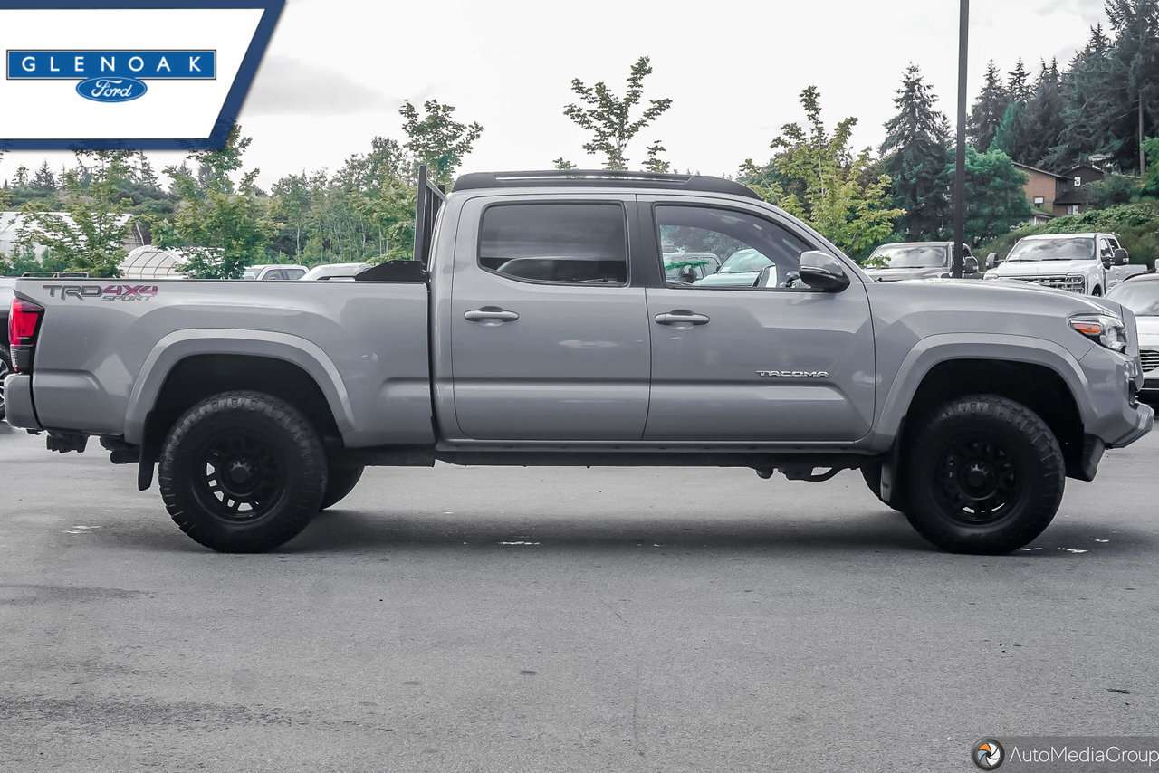 2018 Toyota Tacoma SR5 SR5 | 4X4 | SPORT | COLOR MATCHED BUMPERS — снимка 1