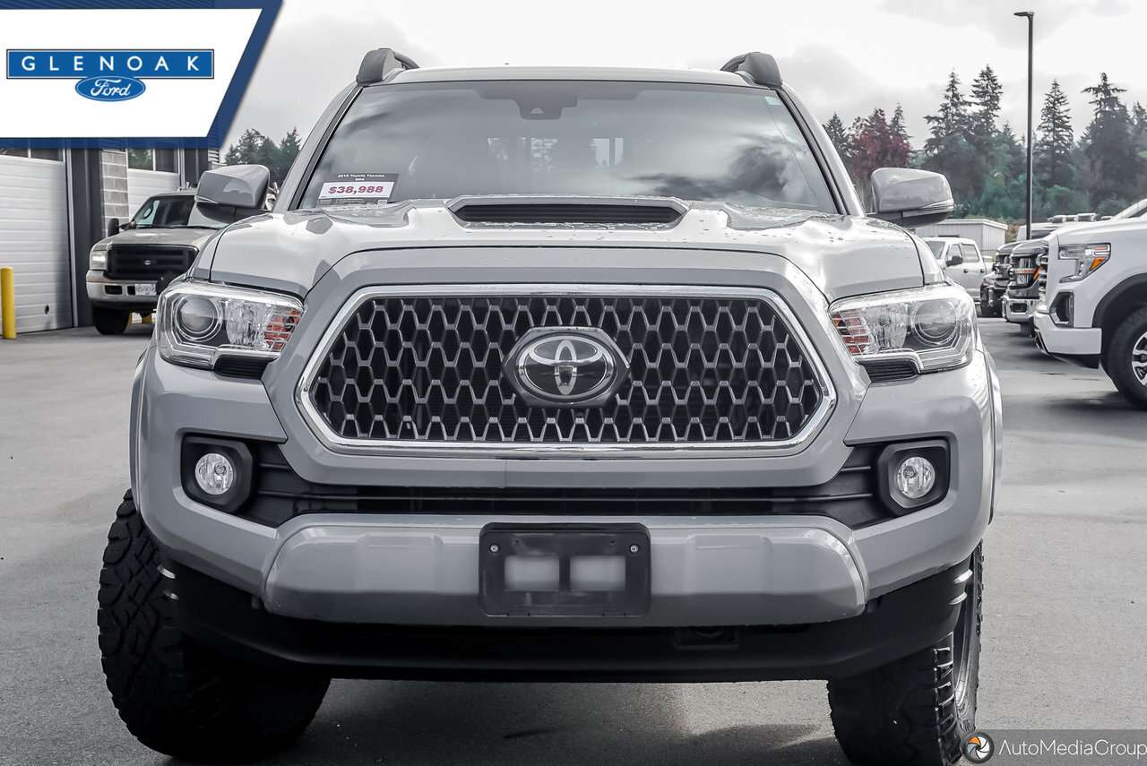 2018 Toyota Tacoma SR5 SR5 | 4X4 | SPORT | COLOR MATCHED BUMPERS — снимка 1