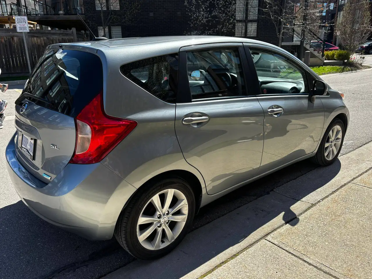 Nissan Note снимка Nissan Note