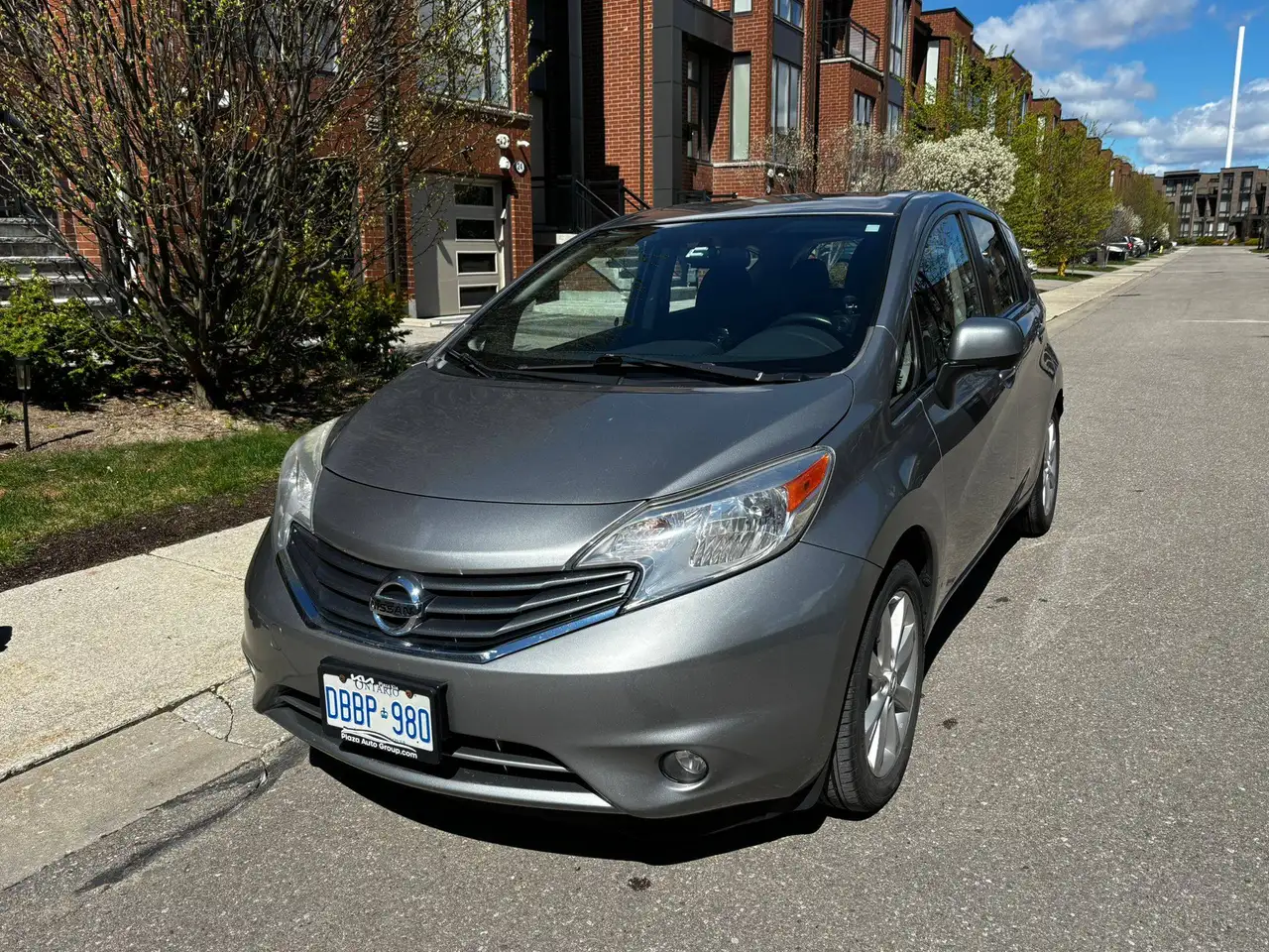 Nissan Note снимка Nissan Note