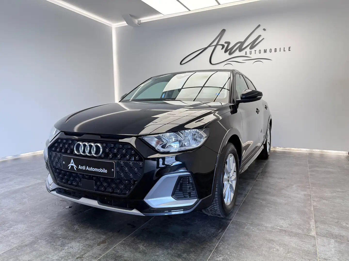 Audi A1 Citycarver TFSI S tronic*19 000KM*1 PROP*GARANTIE* Zwart - 1