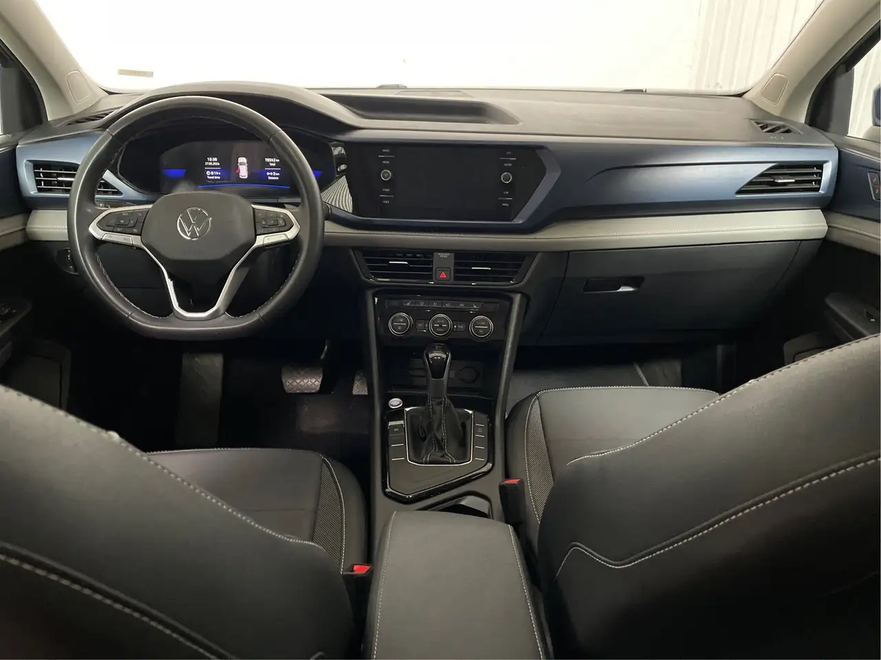 Volkswagen Taos снимка Volkswagen Taos