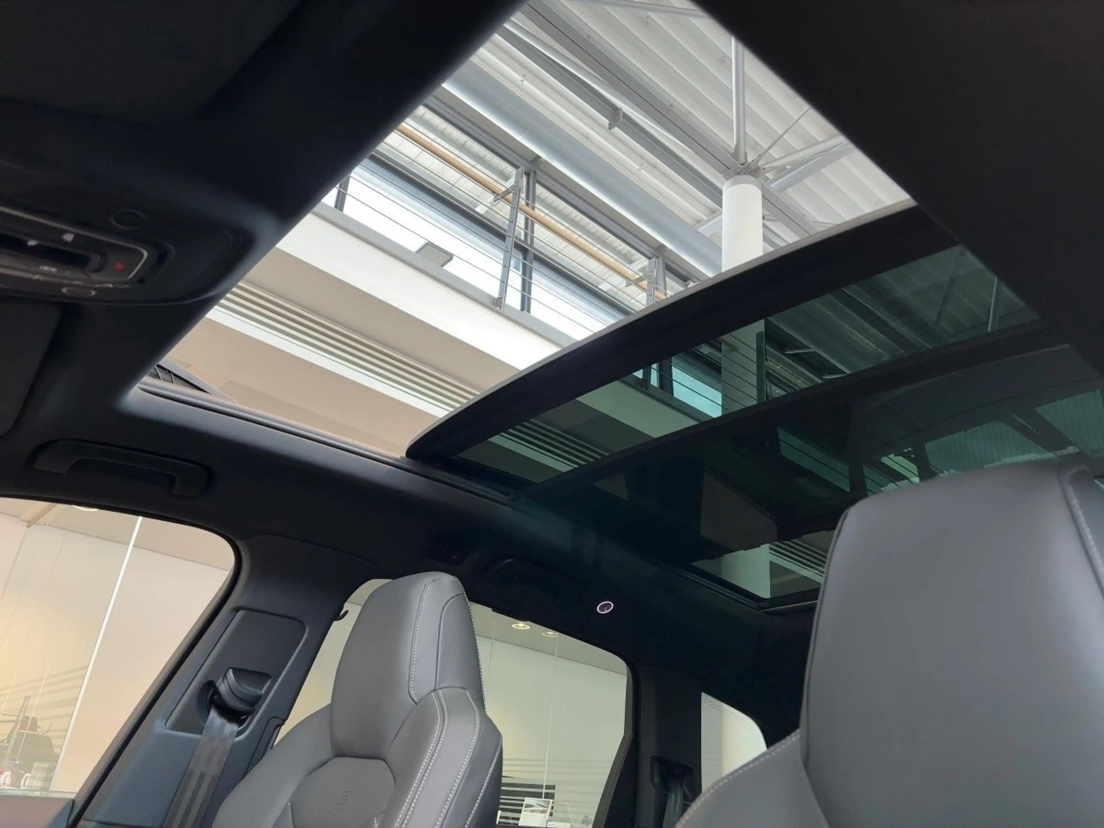 Audi Q7 TDI S-Line quattro AHK B&O HuD LUFT PANO 360° — photo 15