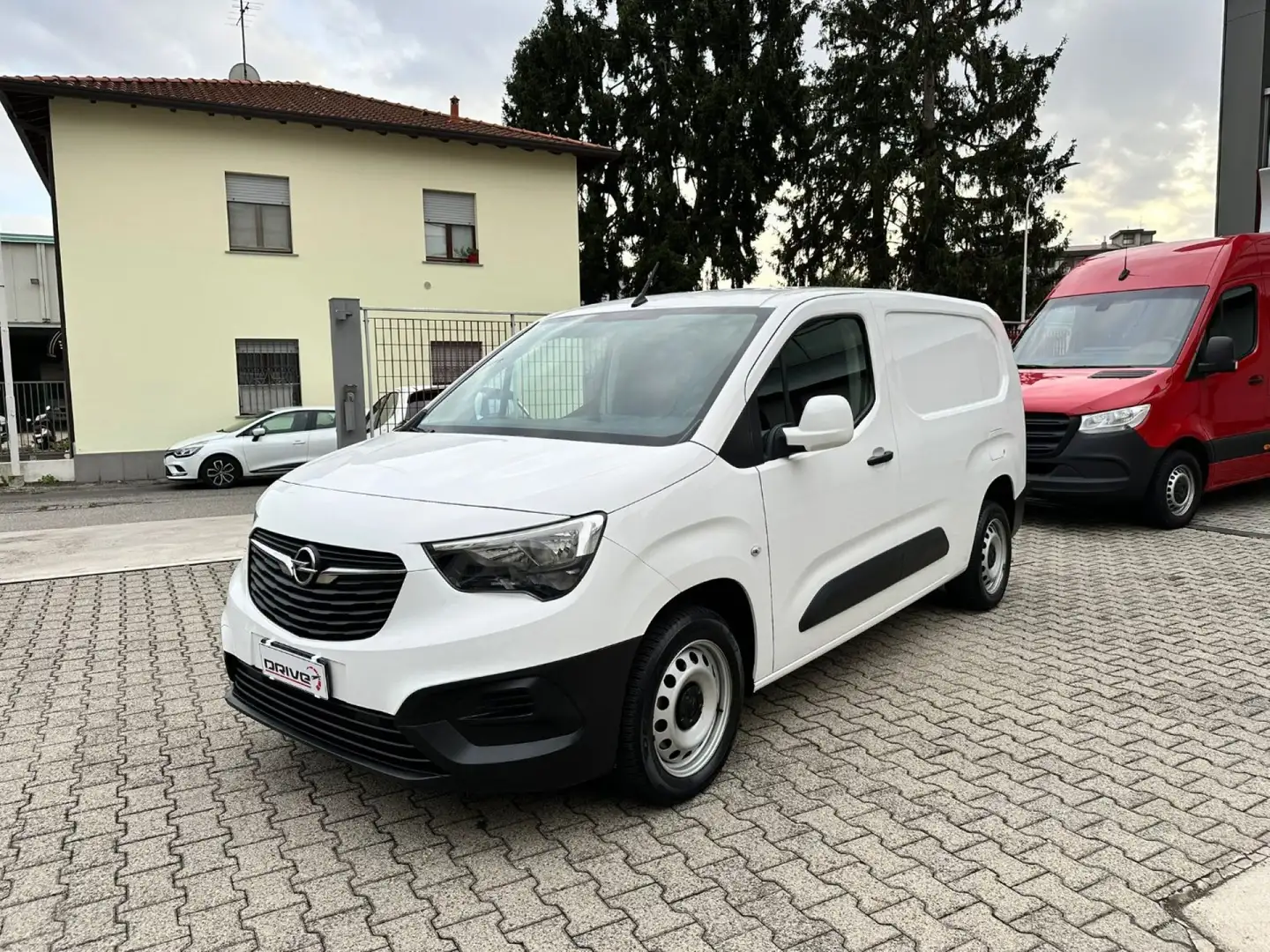 Opel Combo Cargo 1.5 Diesel 130CV L2H1 Bianco - 1
