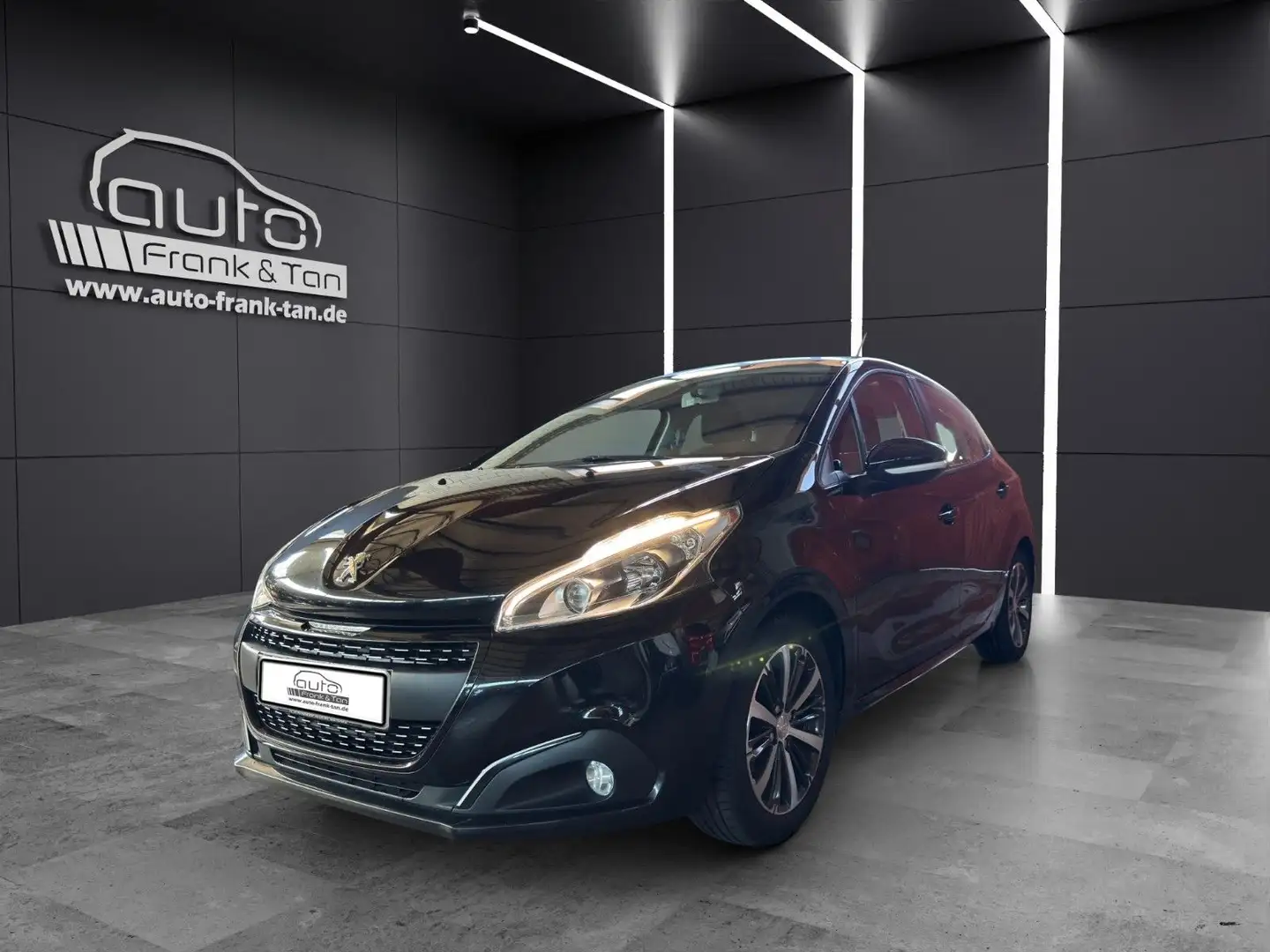 Peugeot 208 Active*Pano*Kamera*AppleCarplay*Android - 1