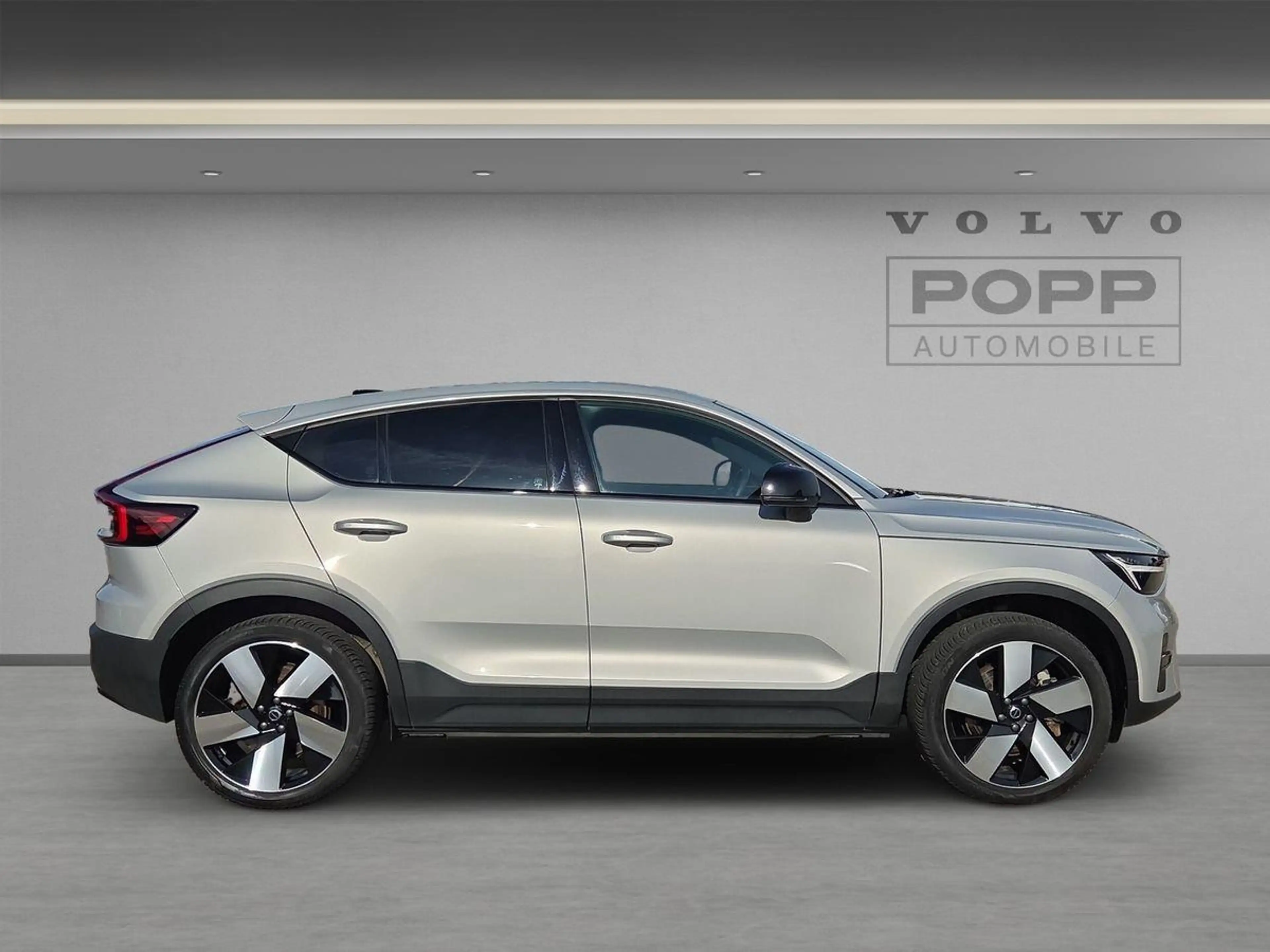 Volvo C40 P6 Pure Electric Plus ACC LHZ SHZ WÄPU — photo 14