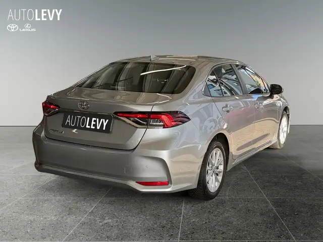 Toyota Corolla view 6