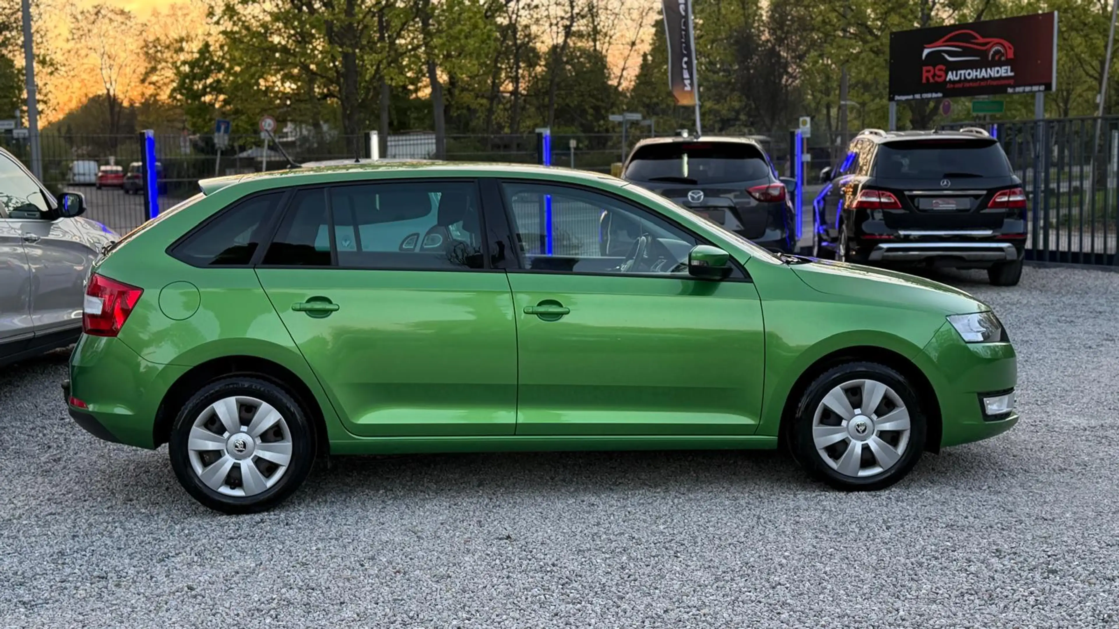 Skoda Rapid/Spaceback Ambition*AHK*Tempomat*PDC — photo 6