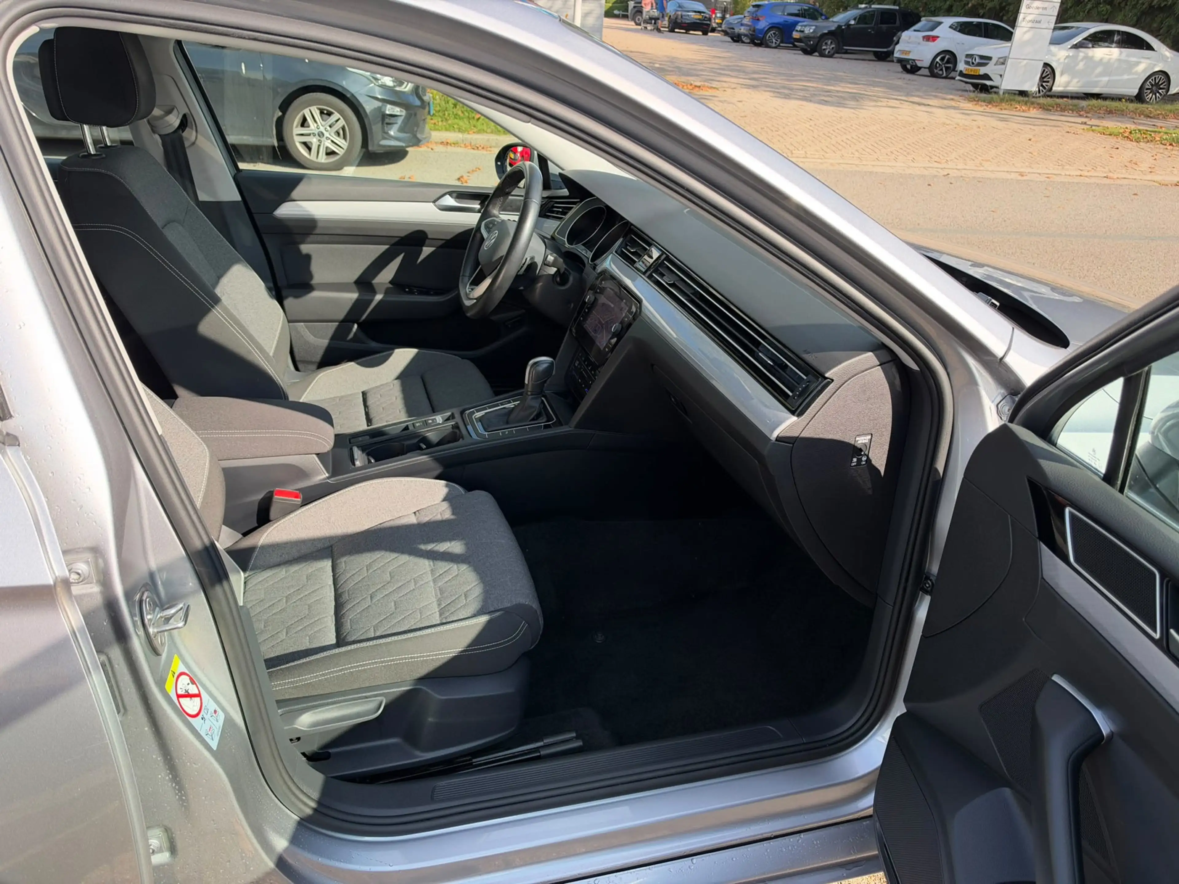 Volkswagen Passat Variant 2.0 TDI Business Automaat, Navigatie, Dealer auto, — photo 12