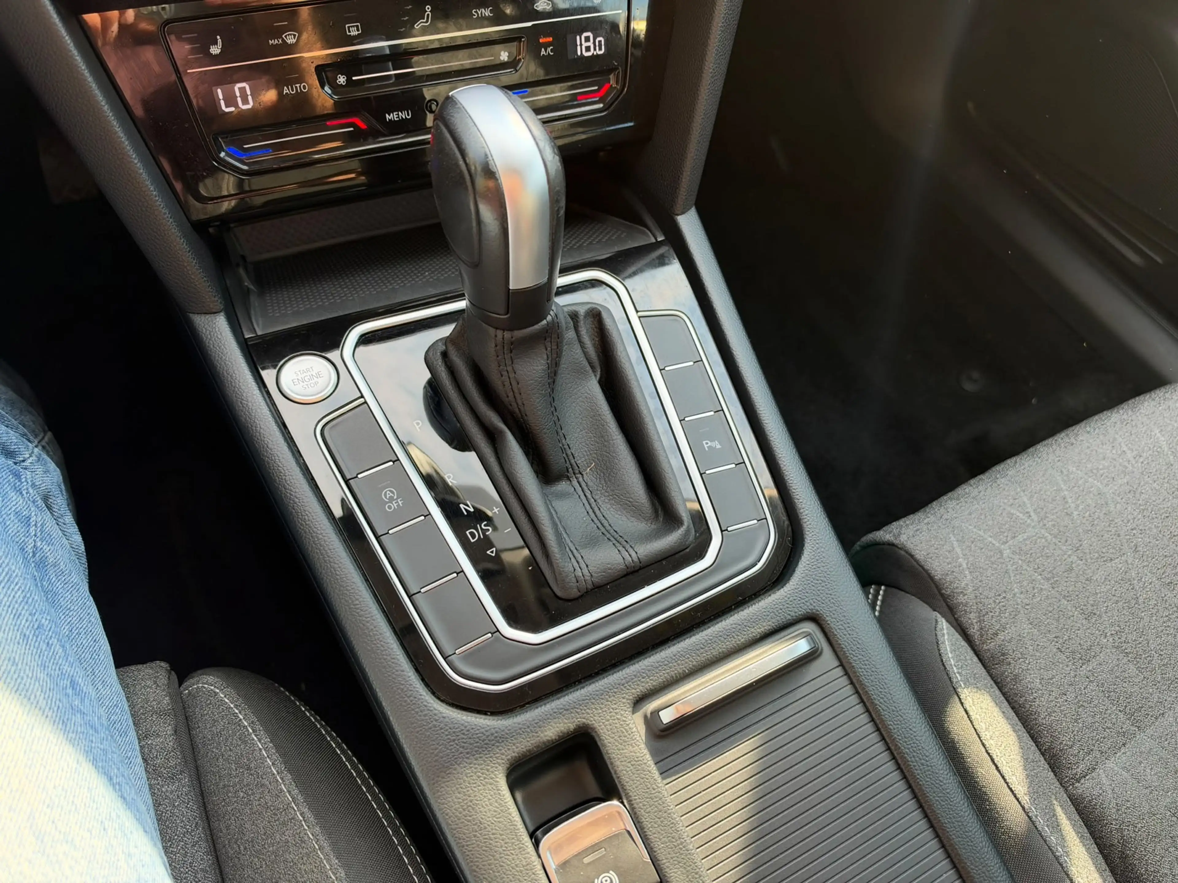 Volkswagen Passat Variant 2.0 TDI Business Automaat, Navigatie, Dealer auto, — photo 17