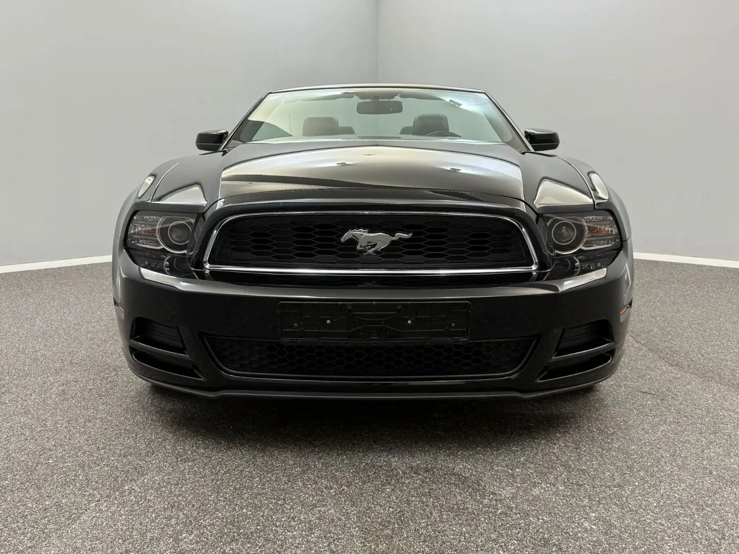 Ford Mustang Cabrio*V6*3.7LITER*LEDER*GEPFLEGT Schwarz - 2