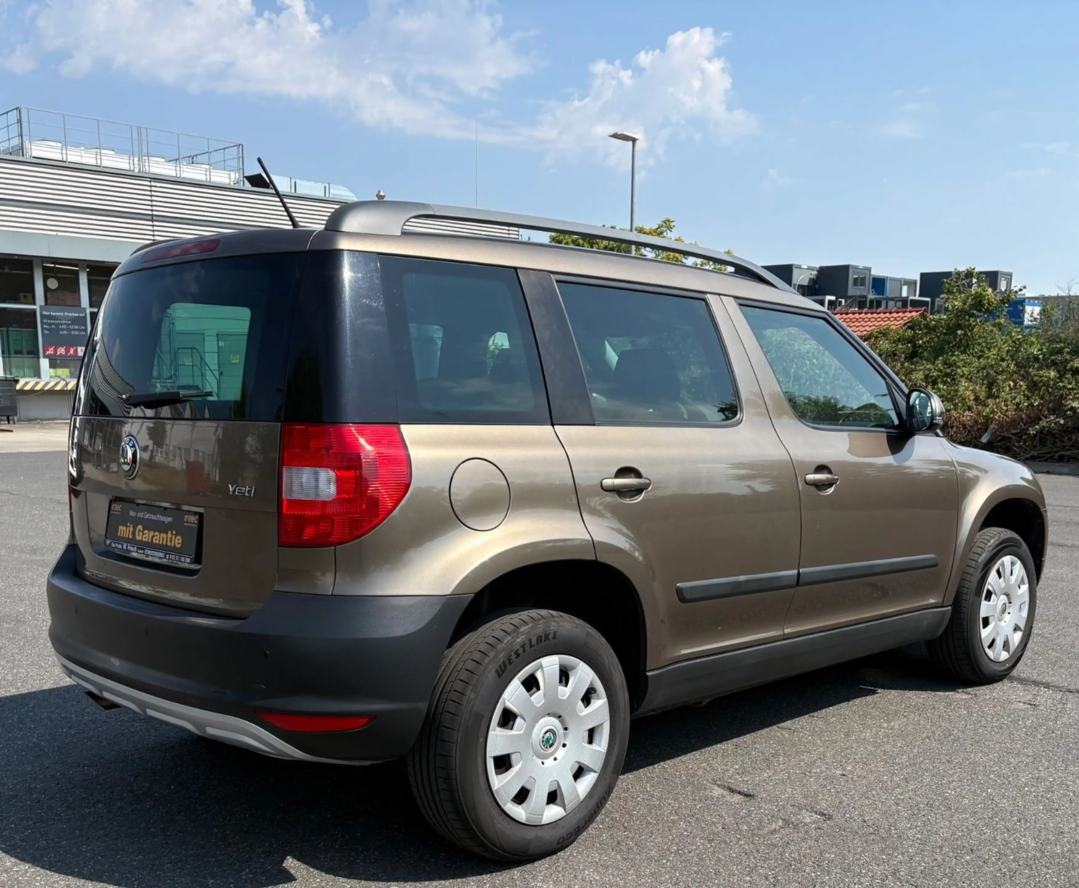 Skoda Yeti Active Plus Edition BMT/AUTOMATIK/SCHECKHEF — photo 6