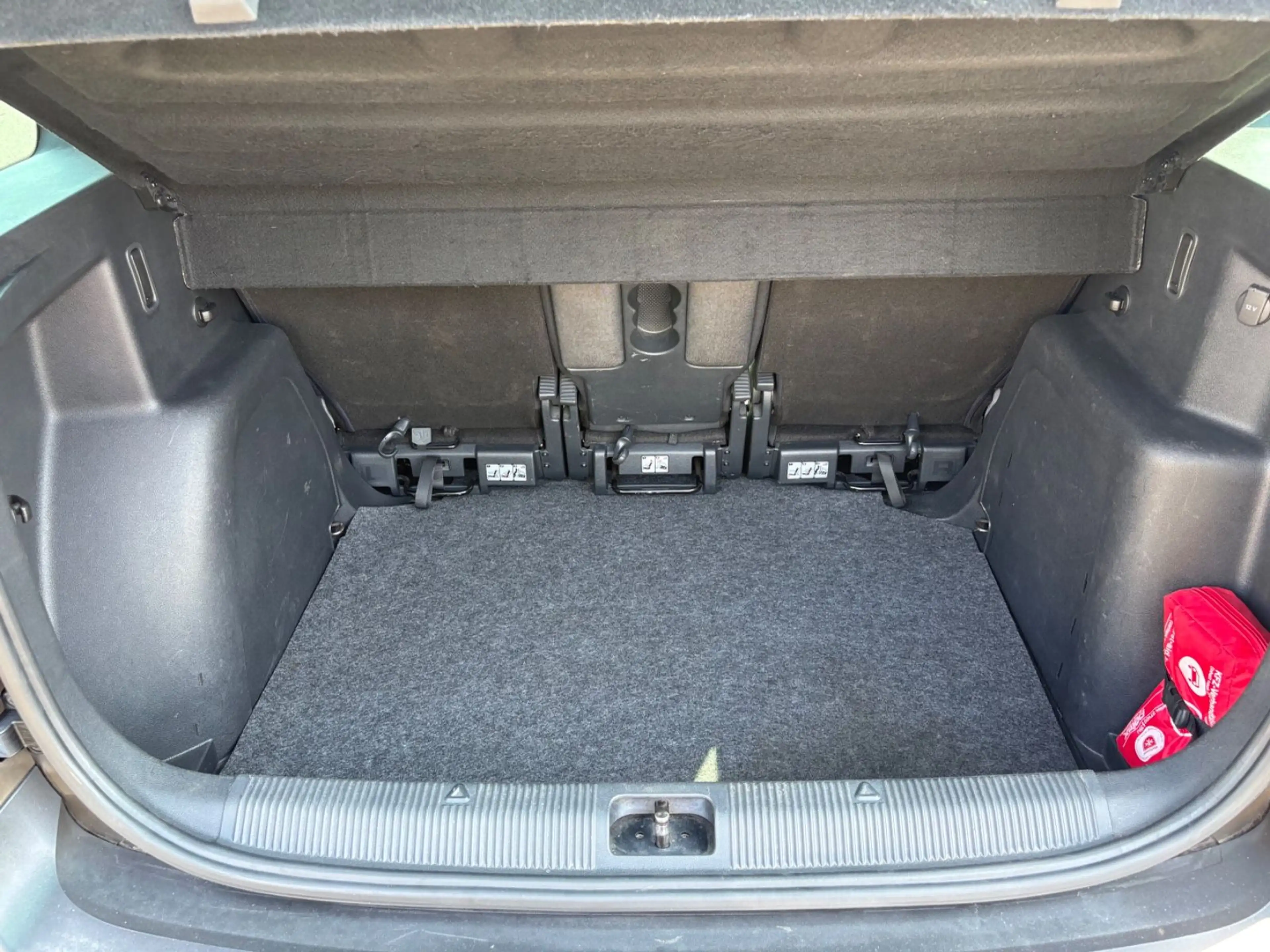 Skoda Yeti Active Plus Edition BMT/AUTOMATIK/SCHECKHEF — photo 9