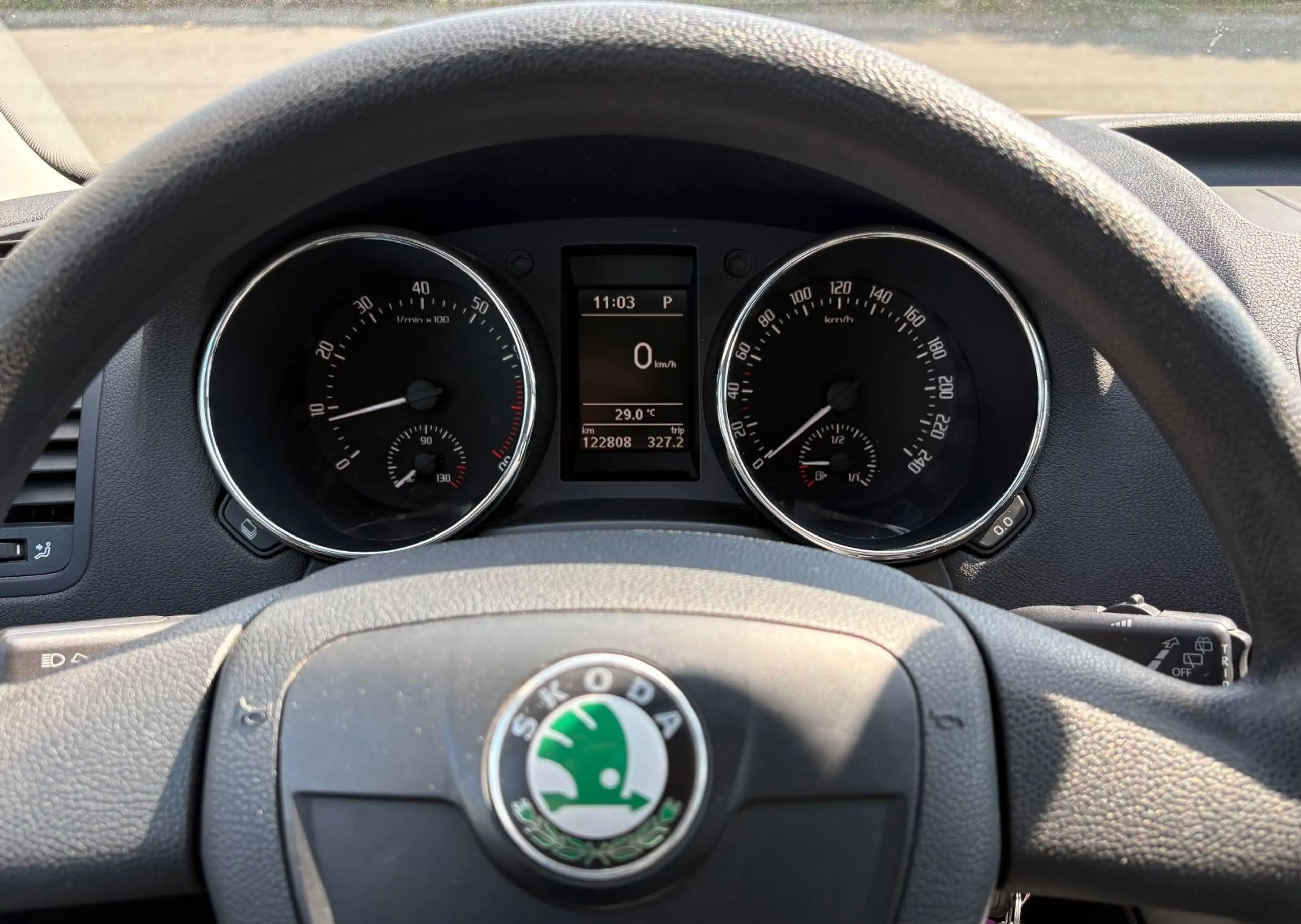 Skoda Yeti Active Plus Edition BMT/AUTOMATIK/SCHECKHEF — photo 11