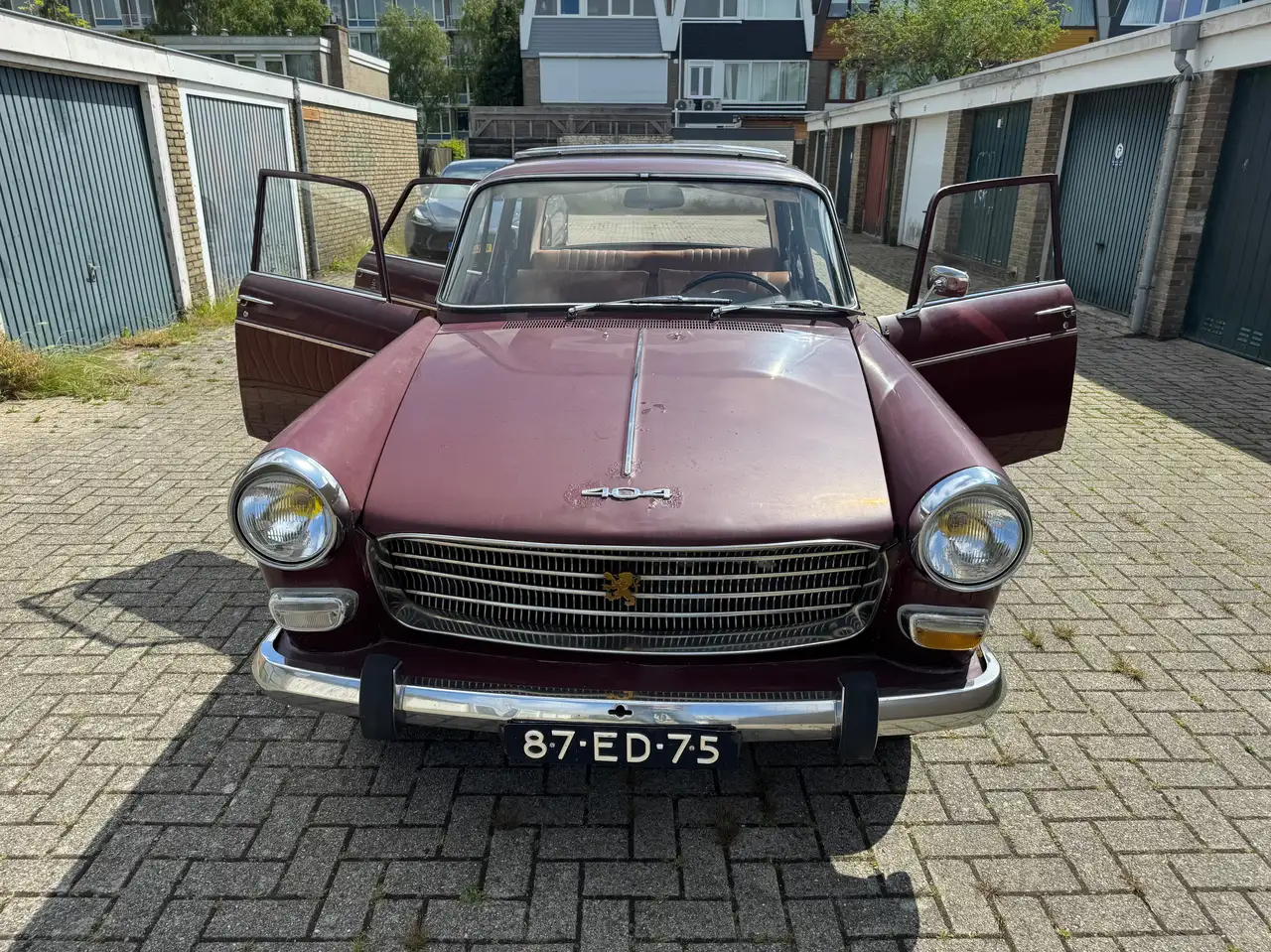 Peugeot 404 Sedan, foto 8