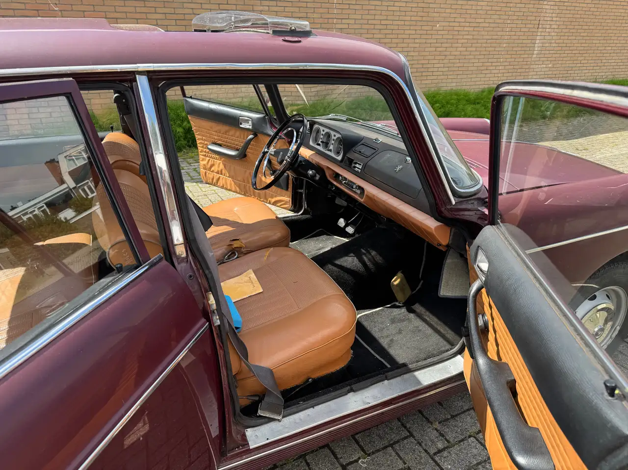 Peugeot 404 Sedan, foto 5