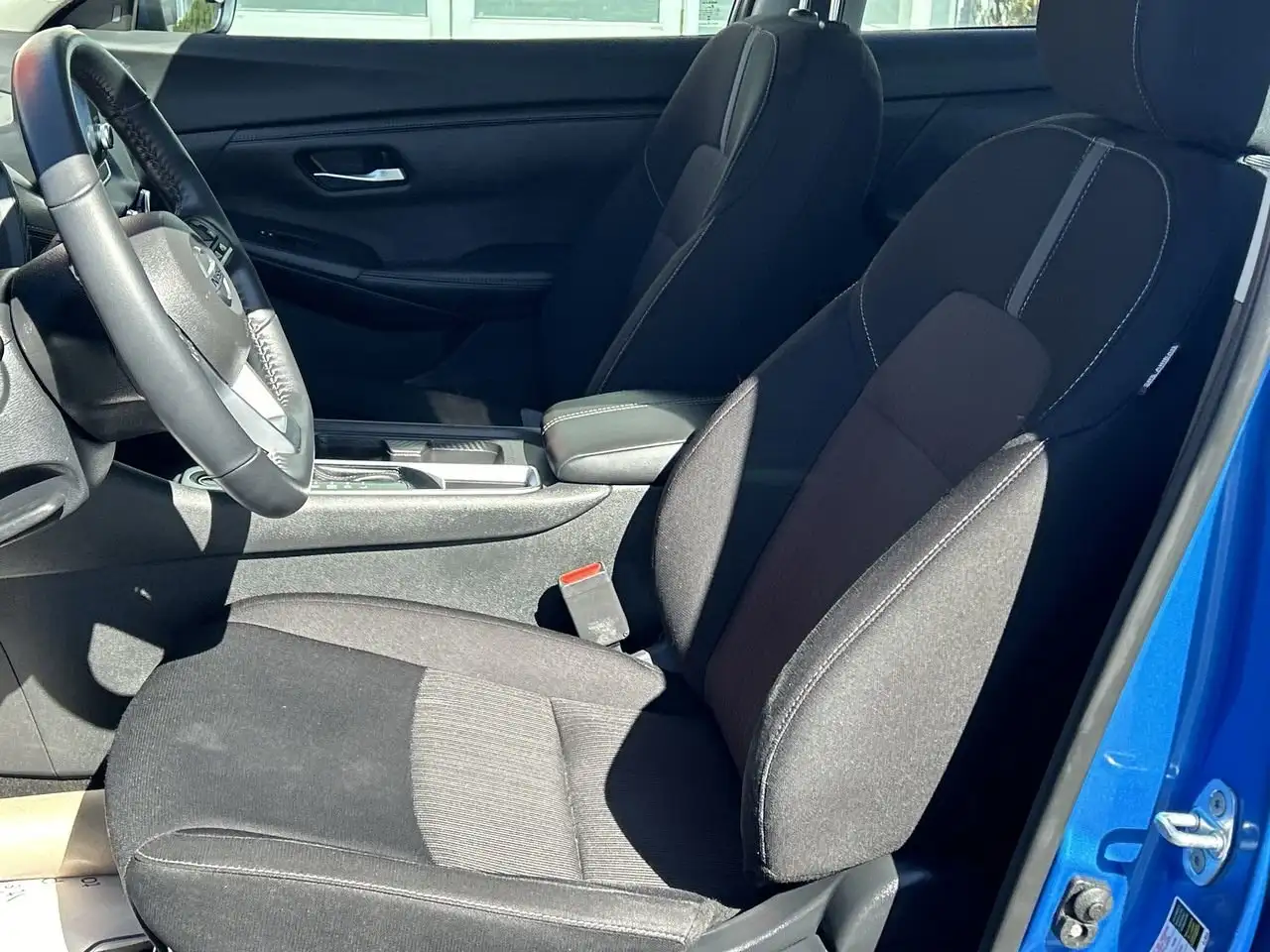 Nissan Sentra снимка Nissan Sentra