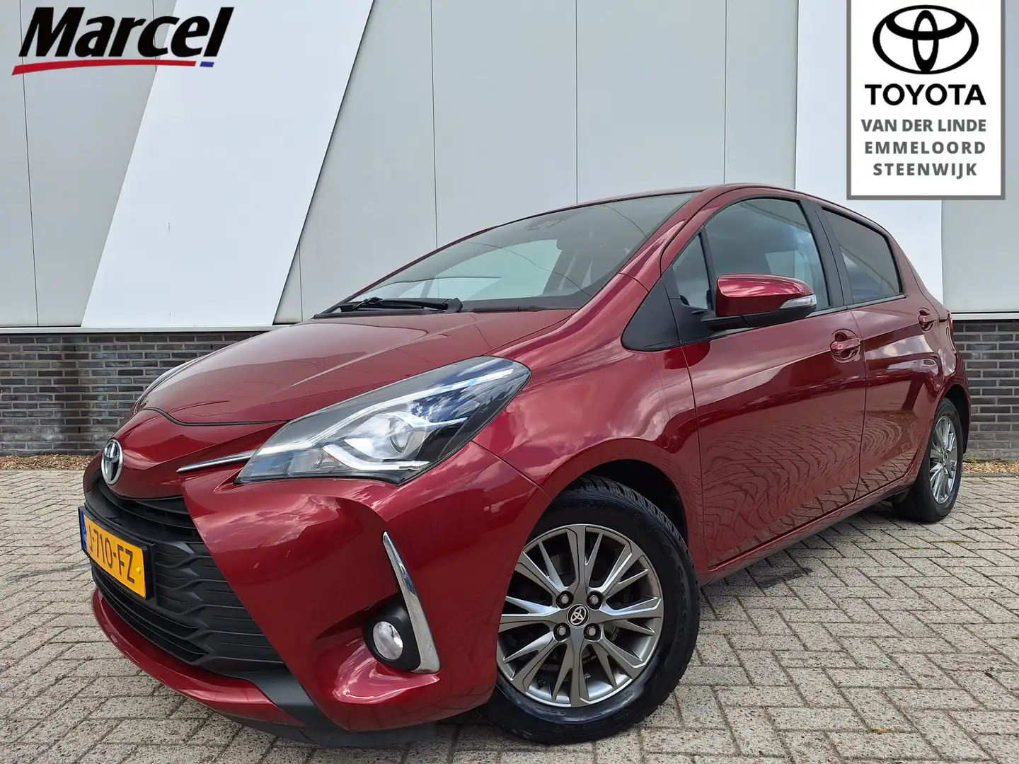Toyota Yaris 1.5 VVT-i Dynamic AUTOMAAT | keyless | LM Velgen | Rot - 1